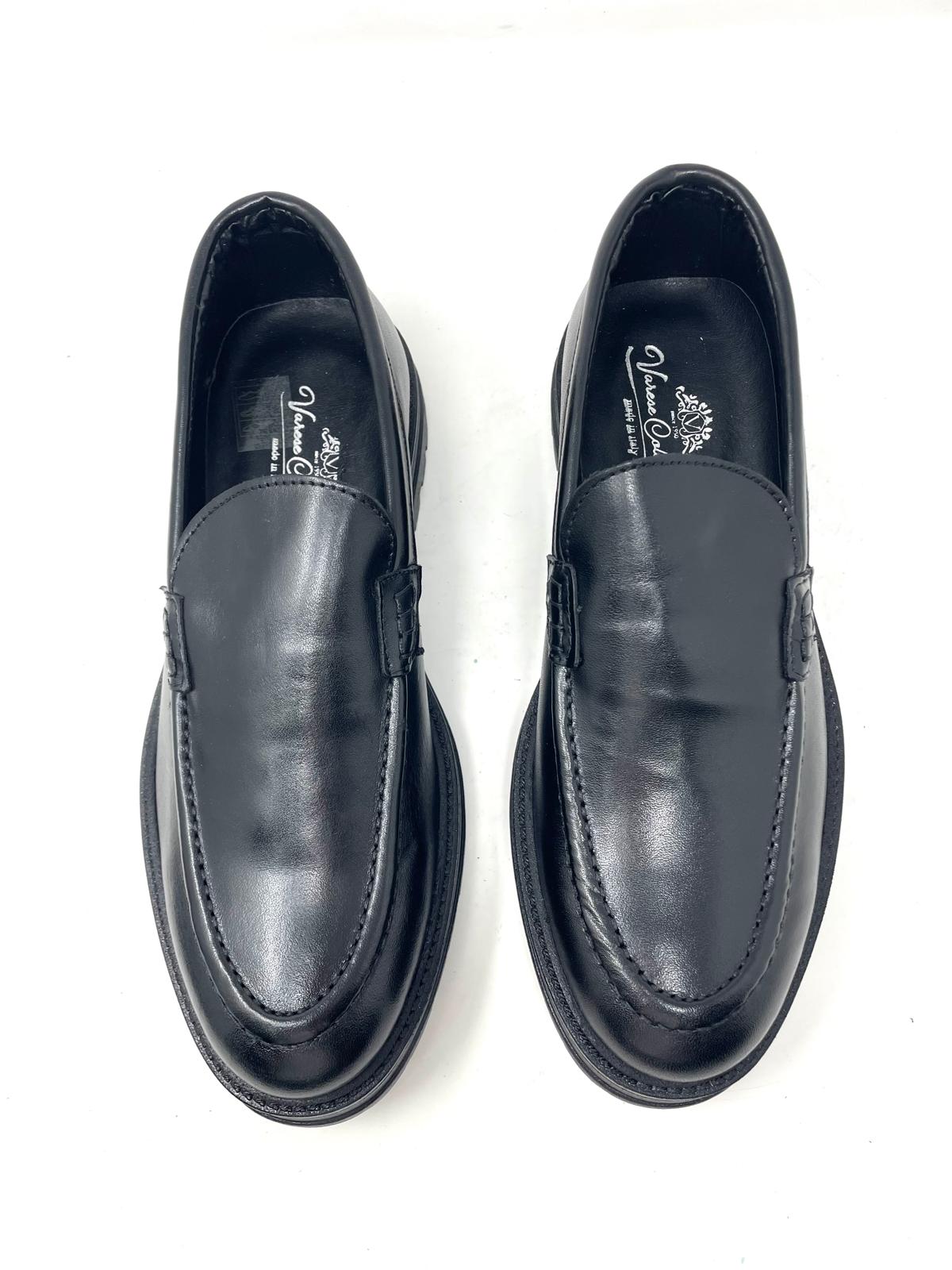 Mocassino liscio fondo vibram in vera pelle made in italy