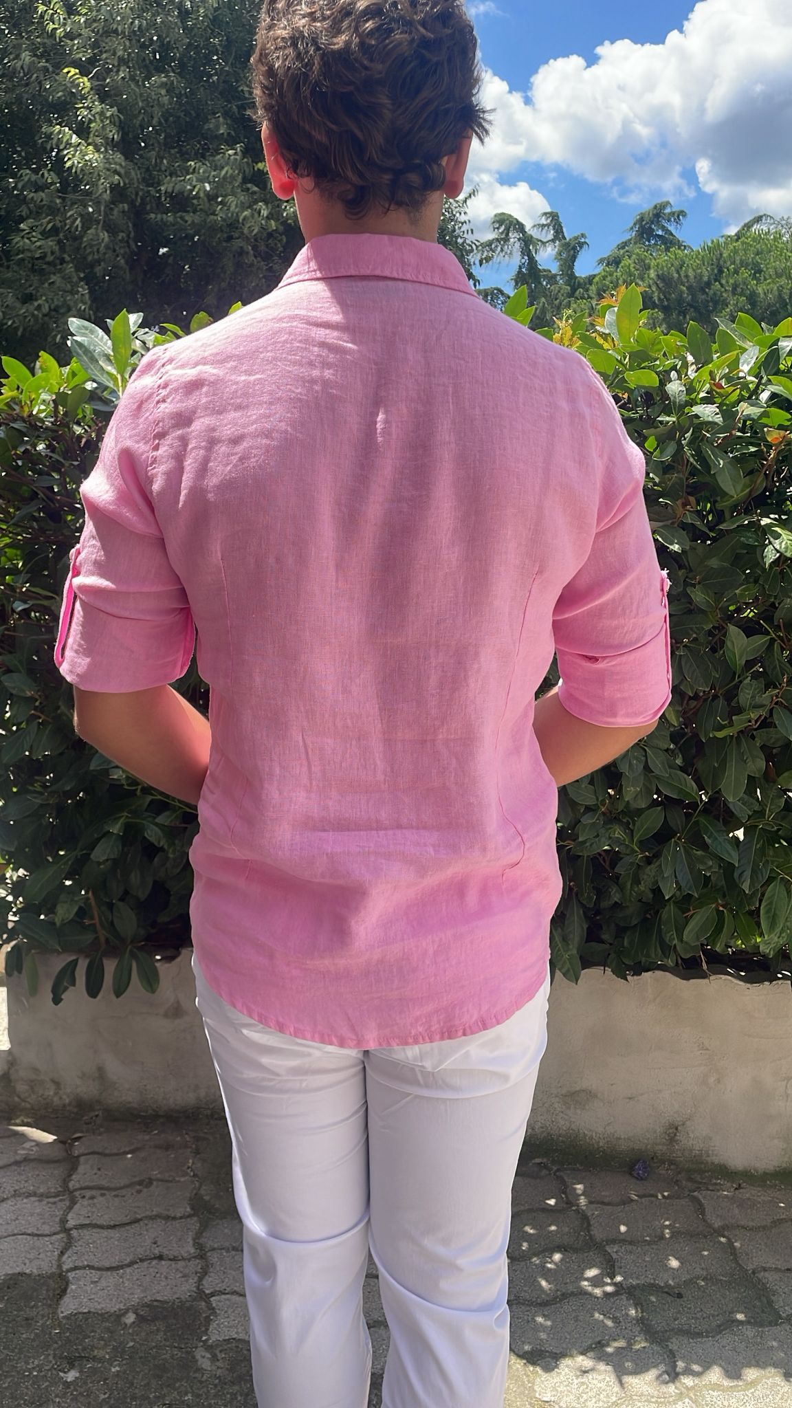 Camicia uomo in lino con colletto classico e manica risvoltabile