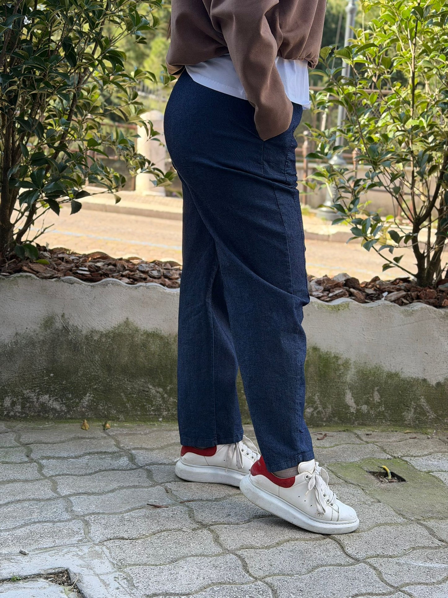 Pantalone Donna Ballon – Elastico e Leggero, Lavaggio Scuro