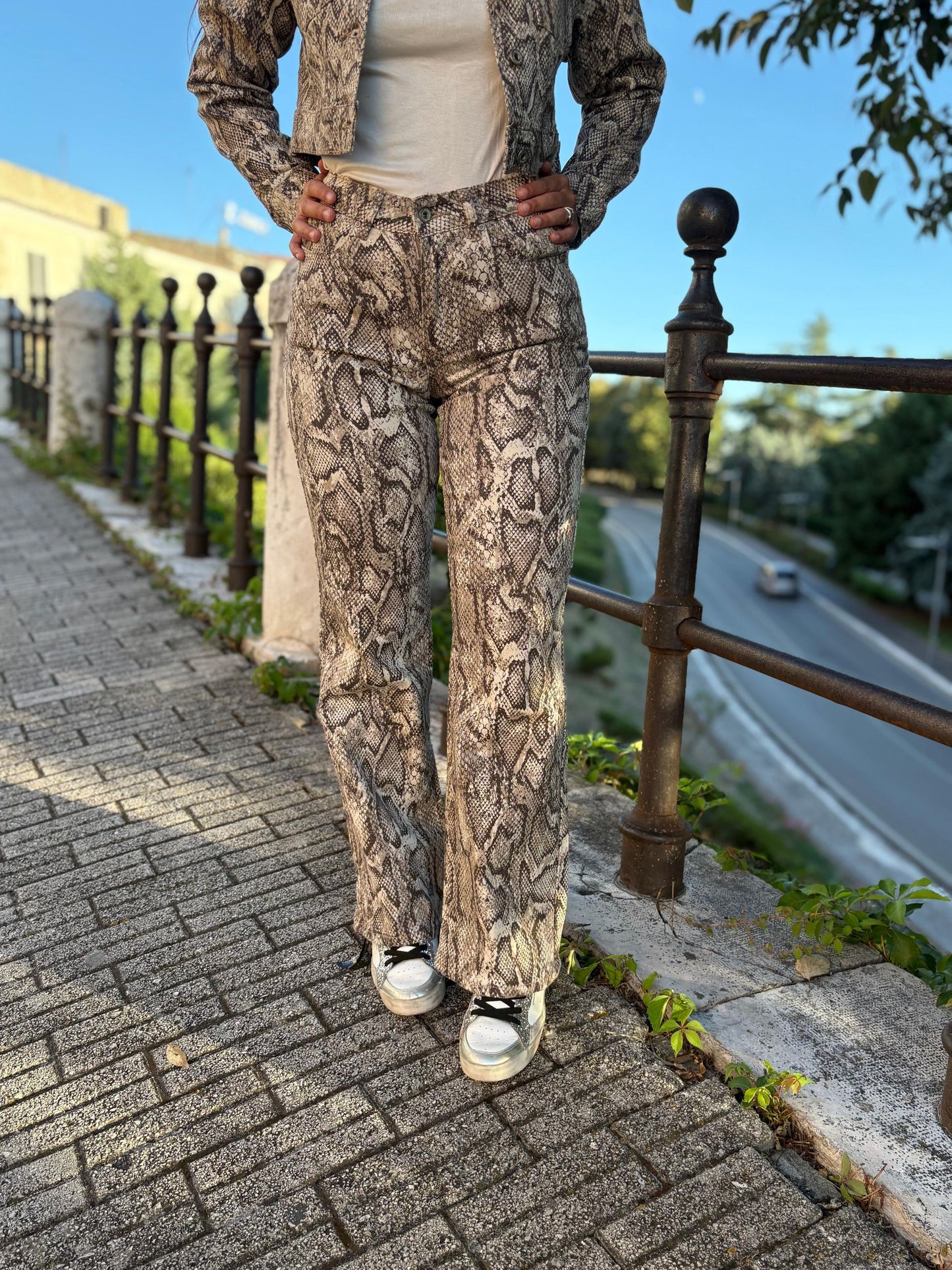 Jeans Donna Effetto Rettile tessuto elasticizzato