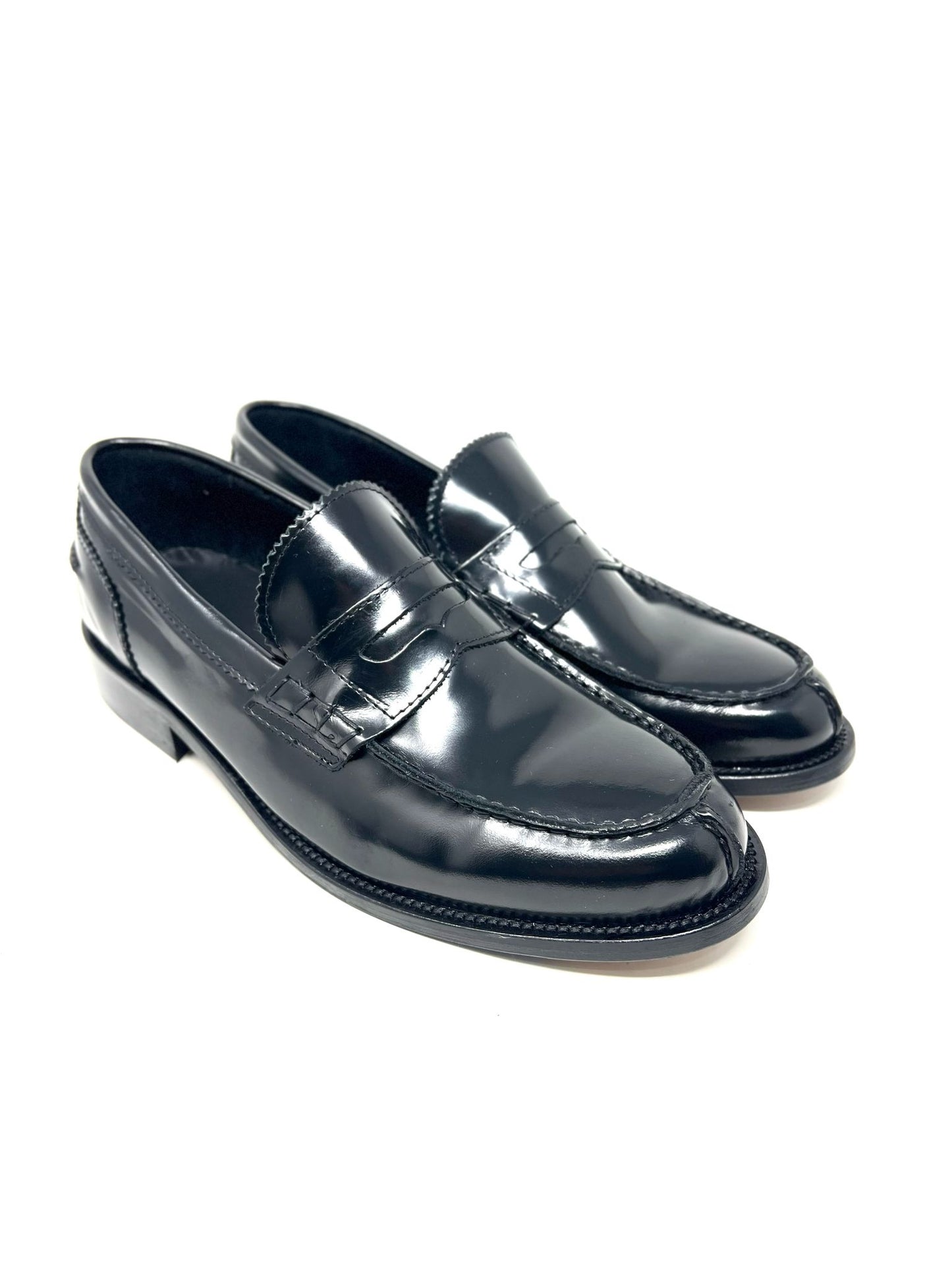 College real leather, leather sole with anti-slip sole