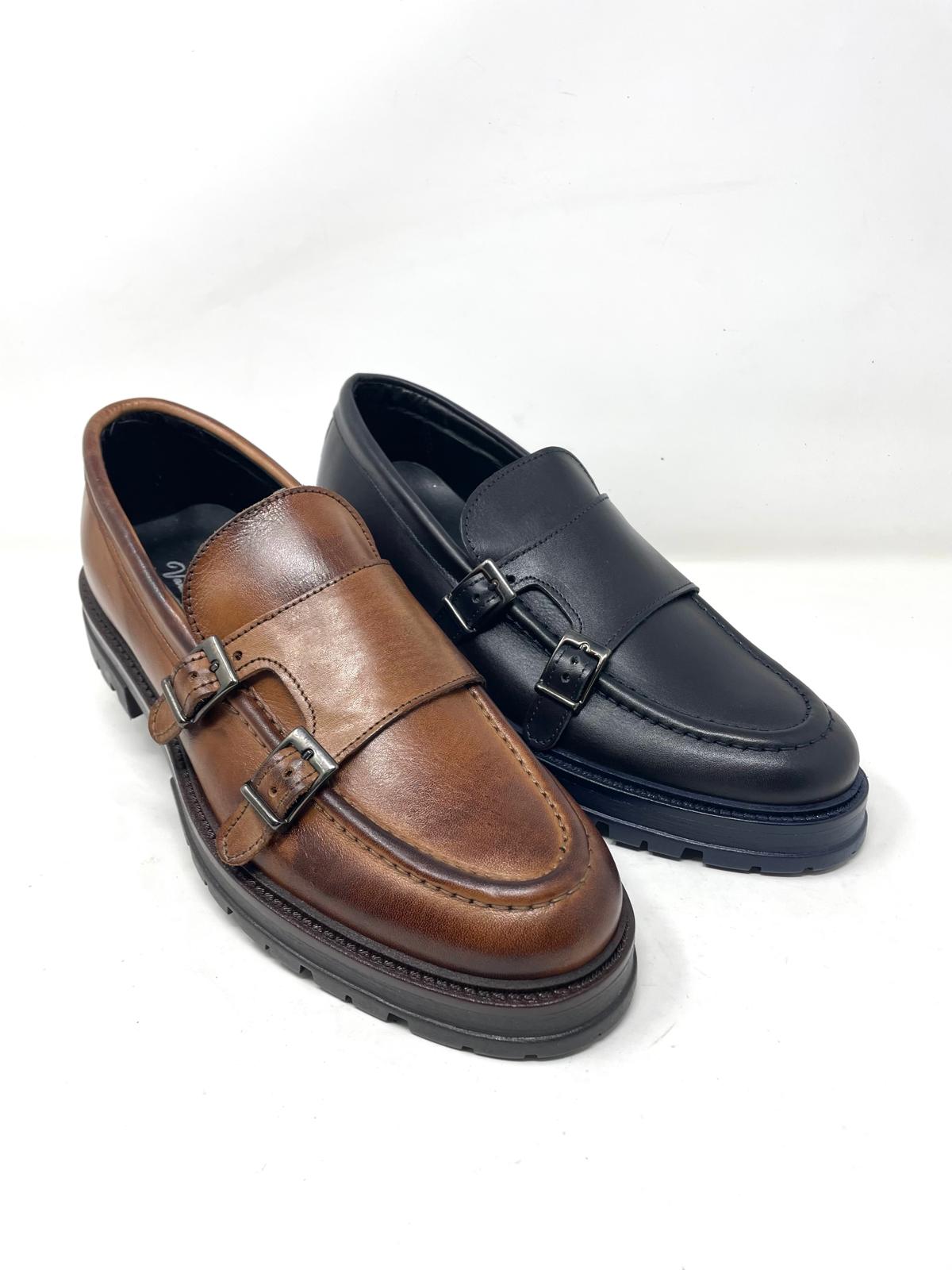 Mocassino doppia fibbia fondo vibram in vera pelle made in italy
