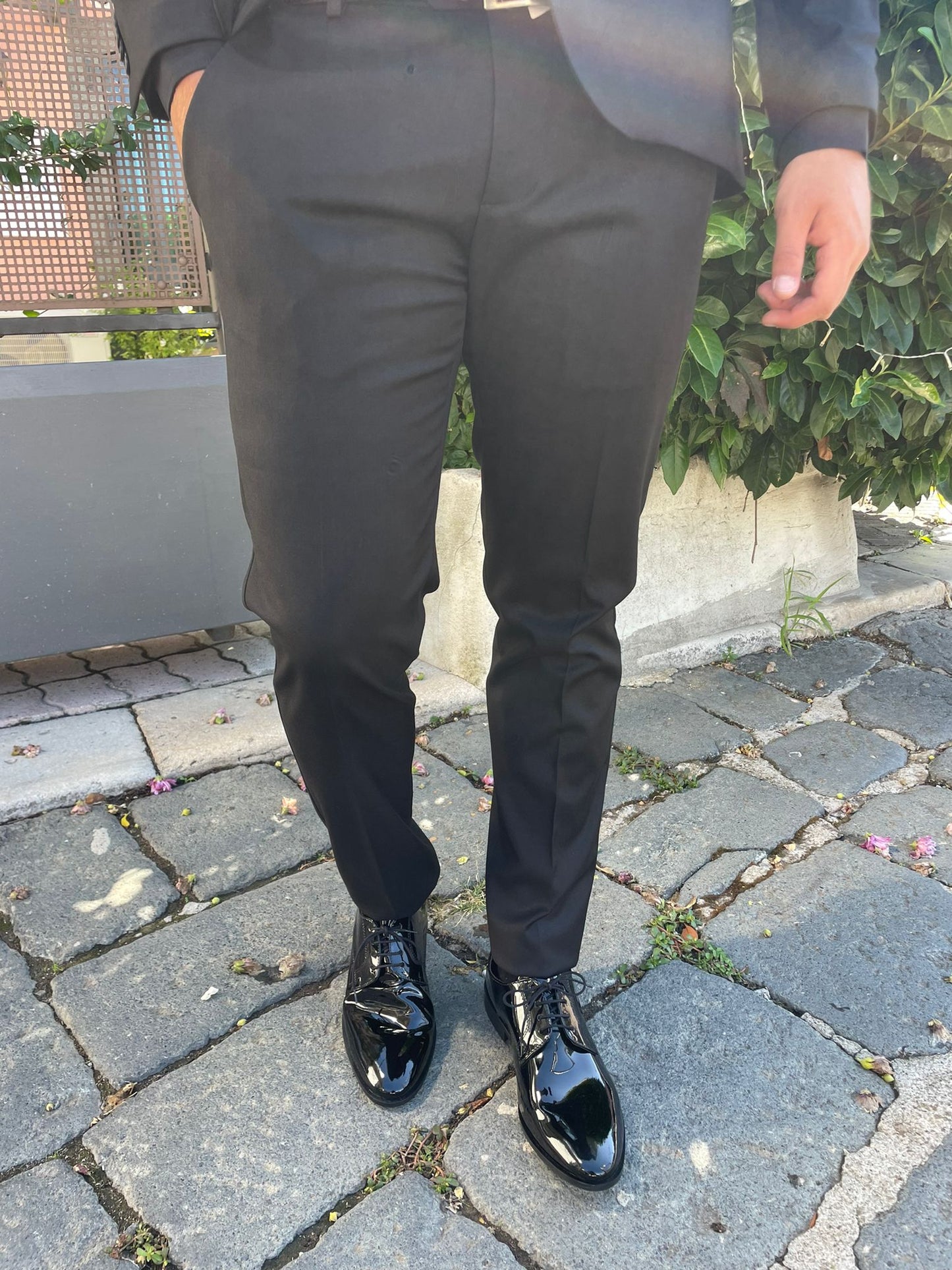 Stringata cerimonia vera pelle made in italy vernice con fondo cuoio cucito