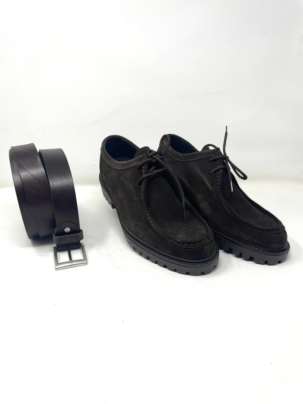 Scarpa modello ingegnere cucita a mano in vera pelle scamosciata made in italy