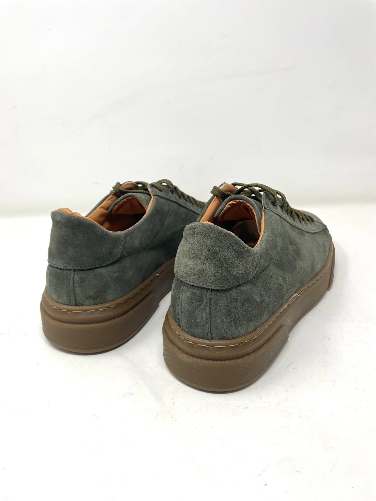 AMBER genuine leather bottom sneakers