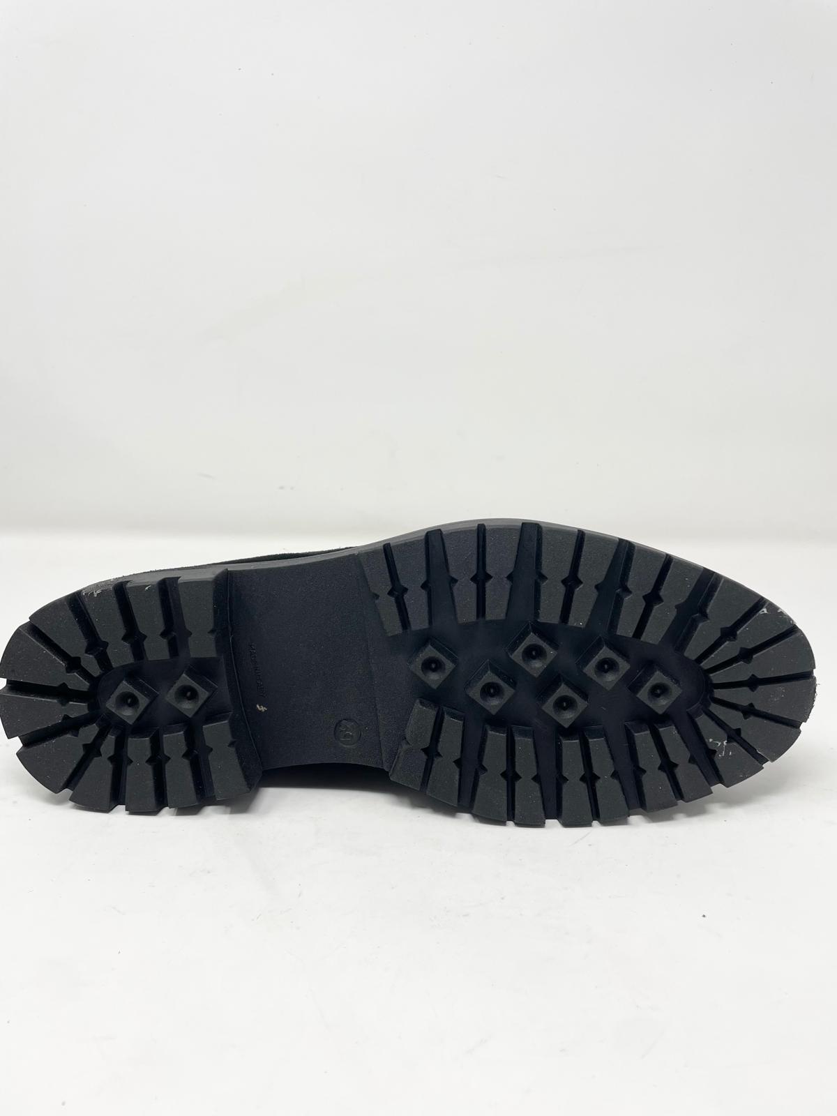 Scarpa modello ingegnere cucita a mano in vera pelle scamosciata made in italy
