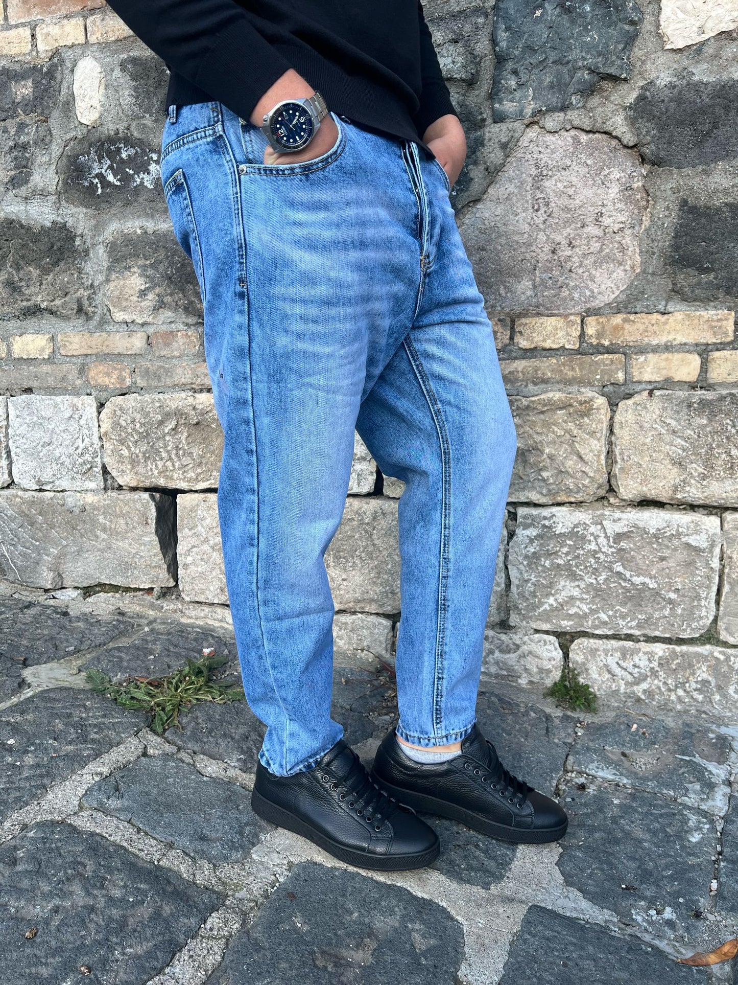 Jeans Capri Uomo in Tela Ferma – Stile Deciso e Linea Pulita