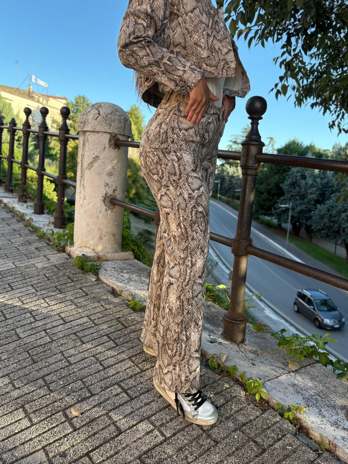 Jeans Donna Effetto Rettile tessuto elasticizzato