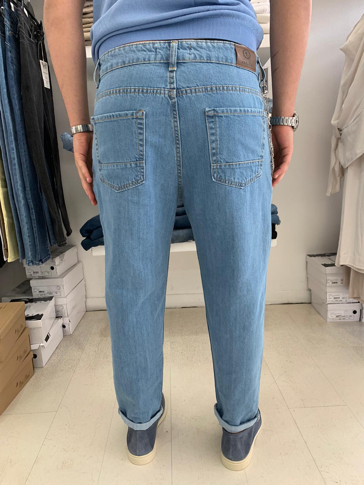 Jeans lavaggio chiaro mod. boy frend