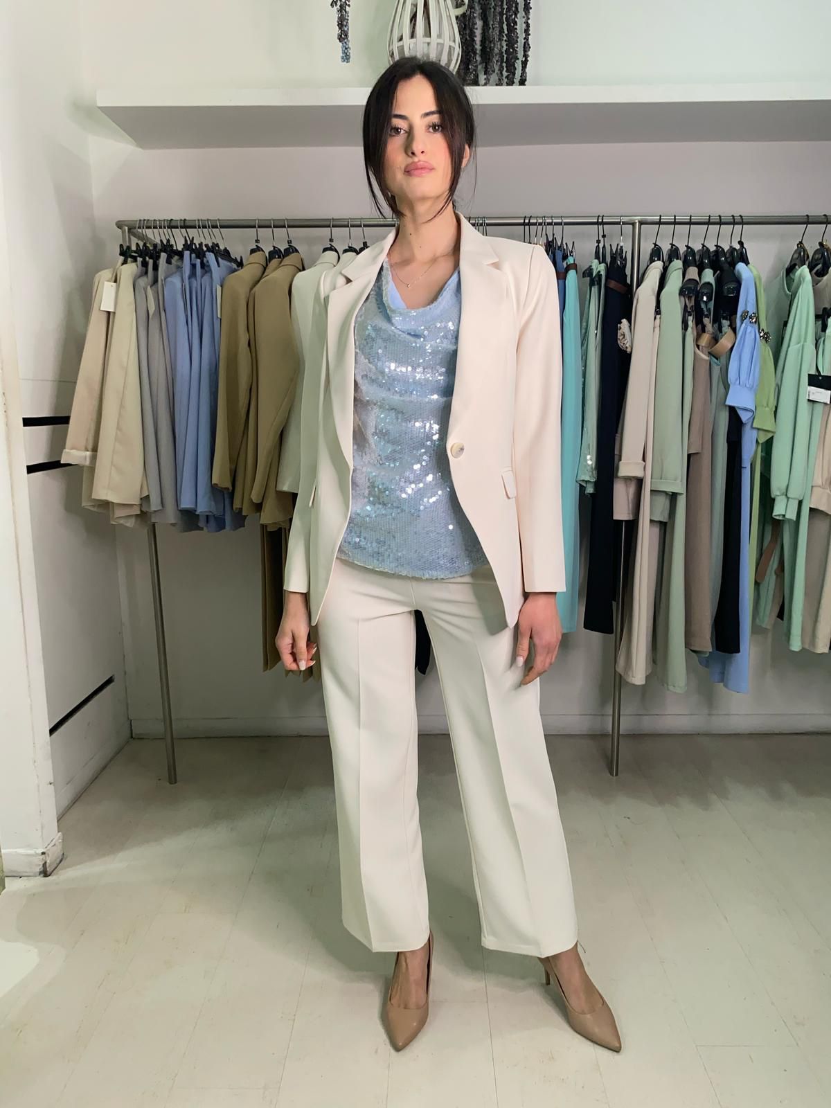 Tailleur monopetto pantalone palazzo con elastico in vita