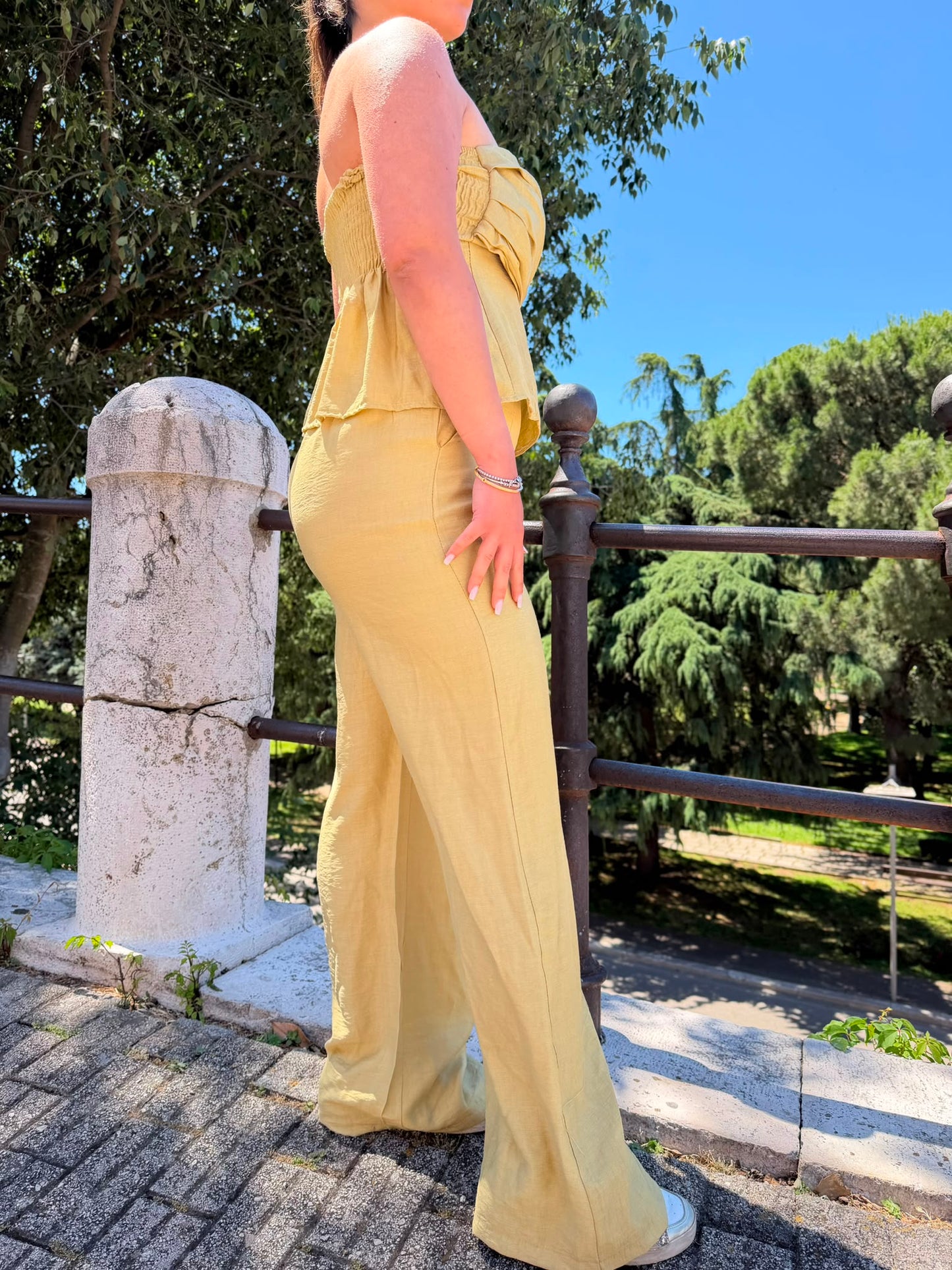 Coordinato Donna 2 Pezzi con Bustino e Pantalone Palazzo Leggero