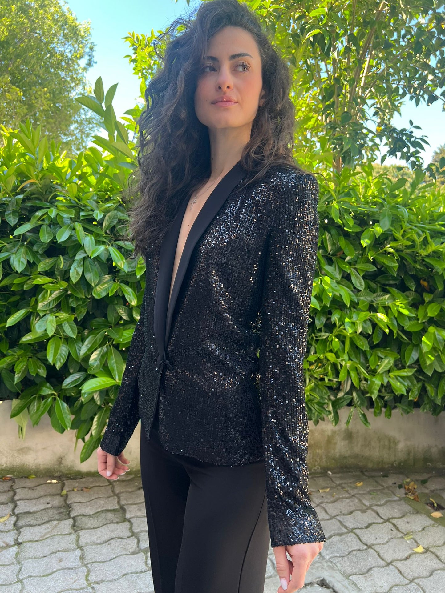 Completo Donna Giacca Paillettes e Pantalone Largo in Cady