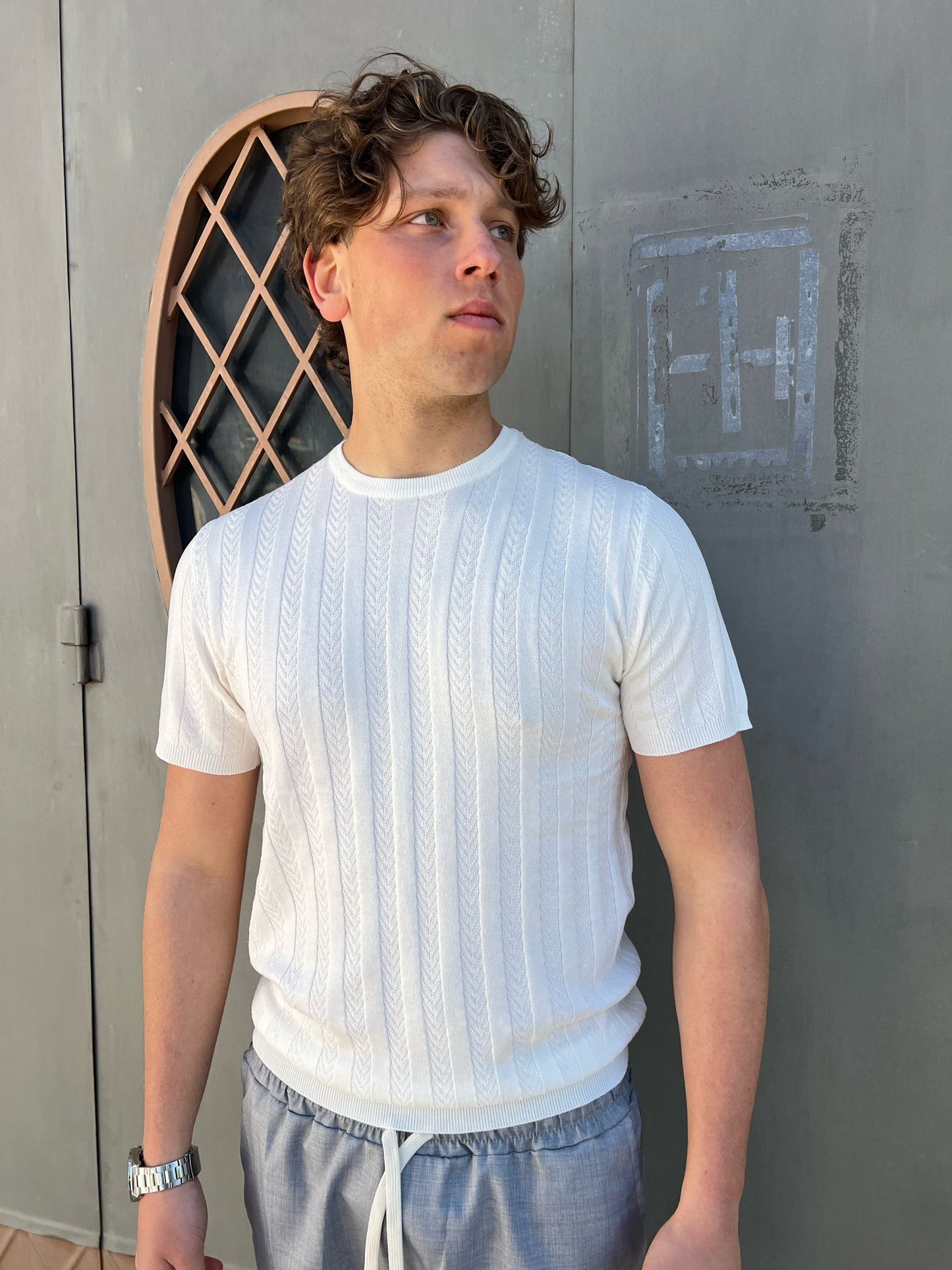 Maglia Girocollo Uomo Traforata a Spiga – Eleganza Traspirante