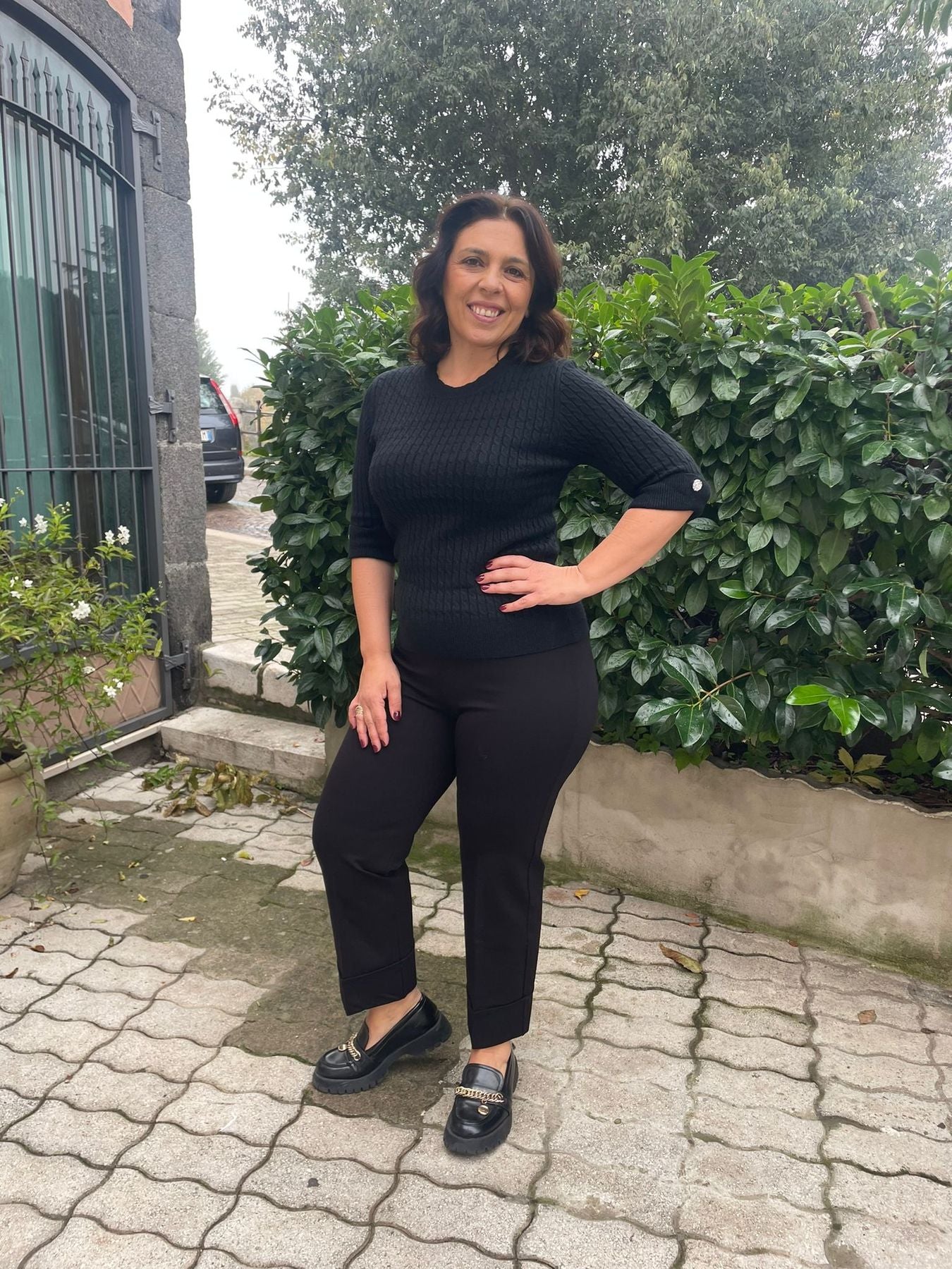 Pantalone con piegone elasticizzato