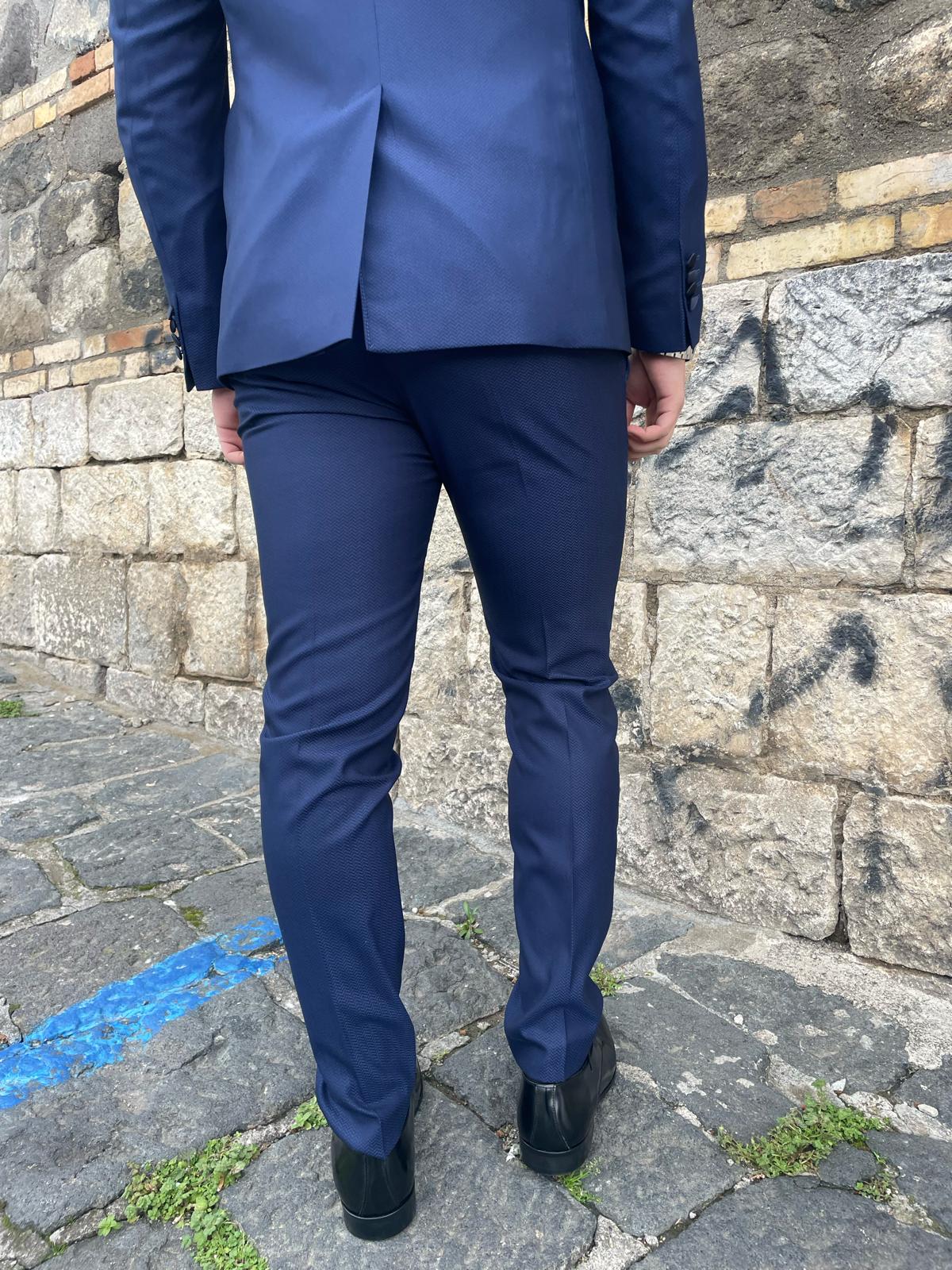 Abito 2 pezzi completo tessuto damascato revers di raso mod. Francini S17 milano