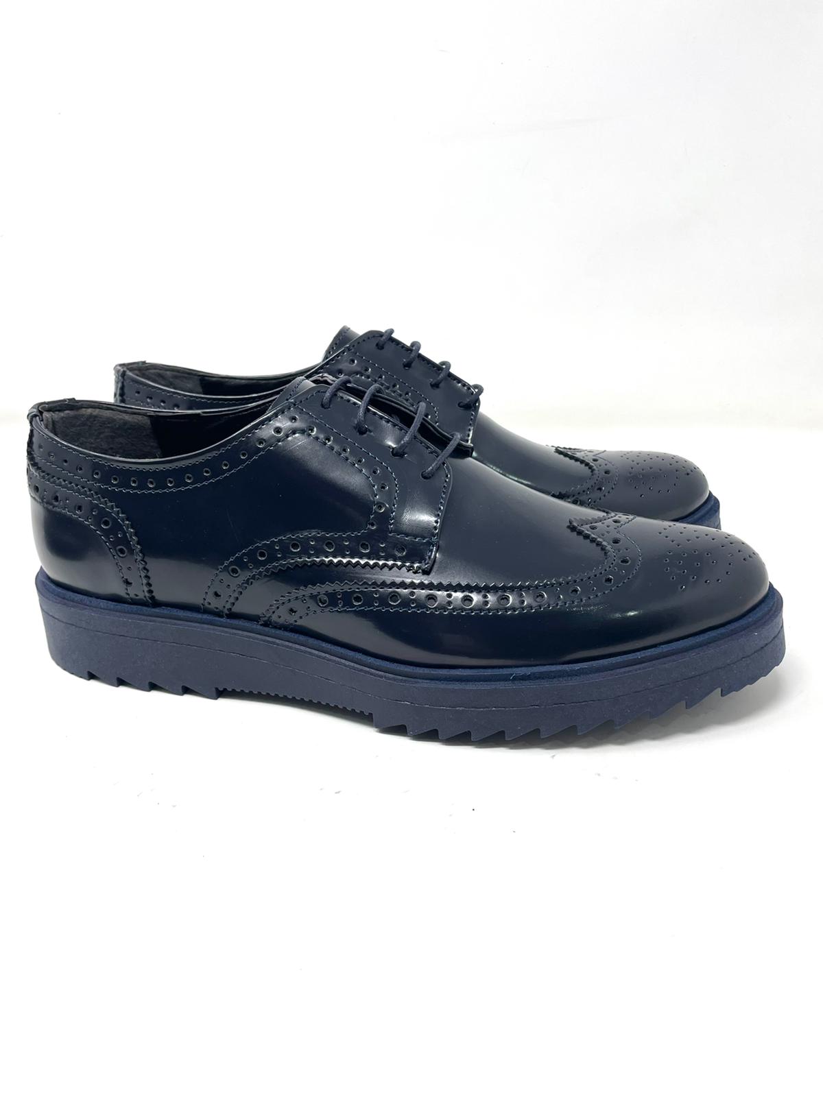 Inglesina lucida vera pelle fondo gomma vibram