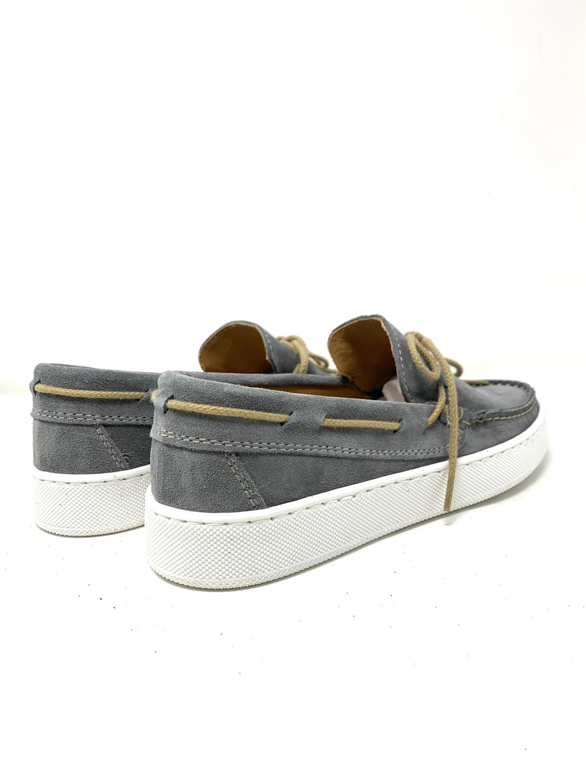 Mocassino Portofino in Pelle Scamosciata – Leggerezza e Stile per l’Estate cucita made in Italy