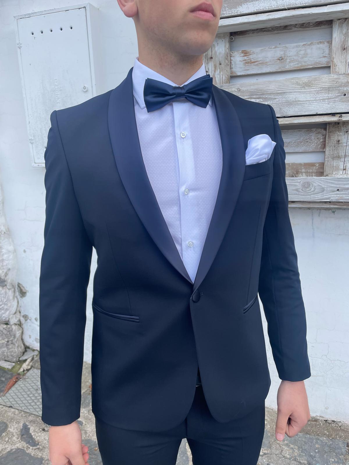 Abito smoking 2 pezzi mod Maggio S 17 Milano
tessuto elasticizzato elegante