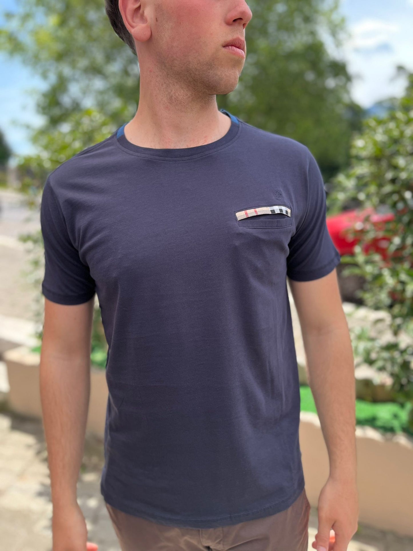 T-Shirt con Taschino a Quadretti Barberry – Uomo