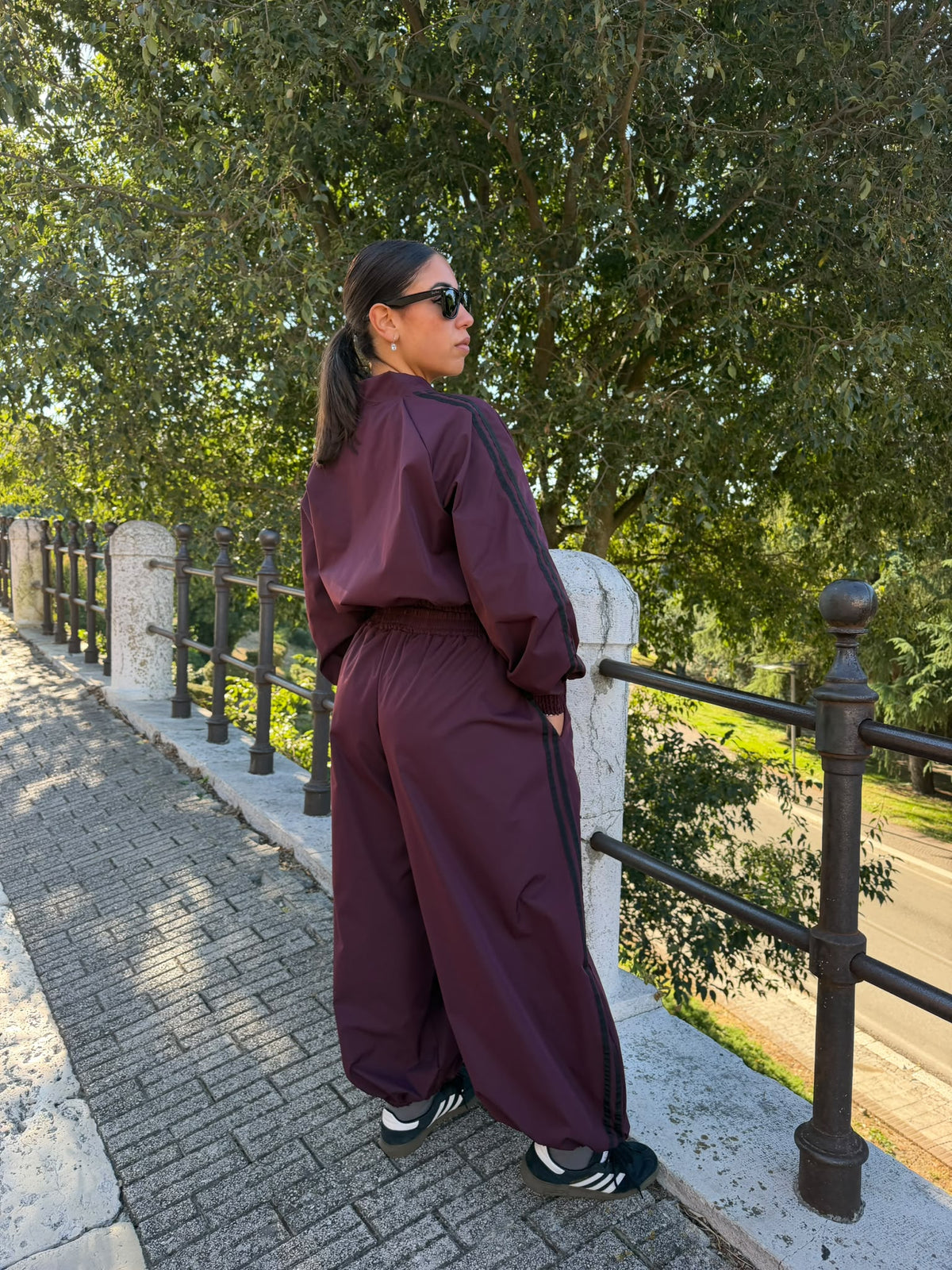 PANTALONE DONNA CON BANDA IN TESSUTO TECNICO