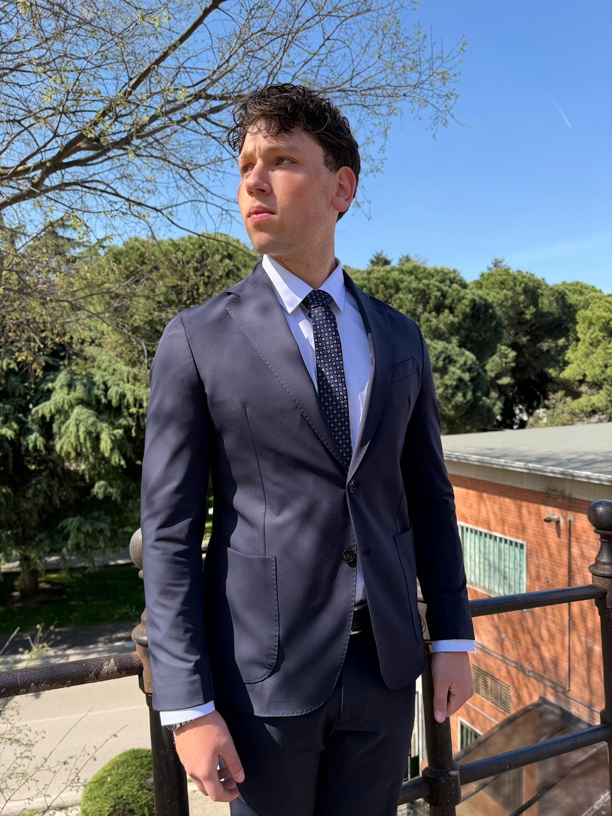 Abito Uomo in Tessuto No Stiro Modello Dante S17 Milano
