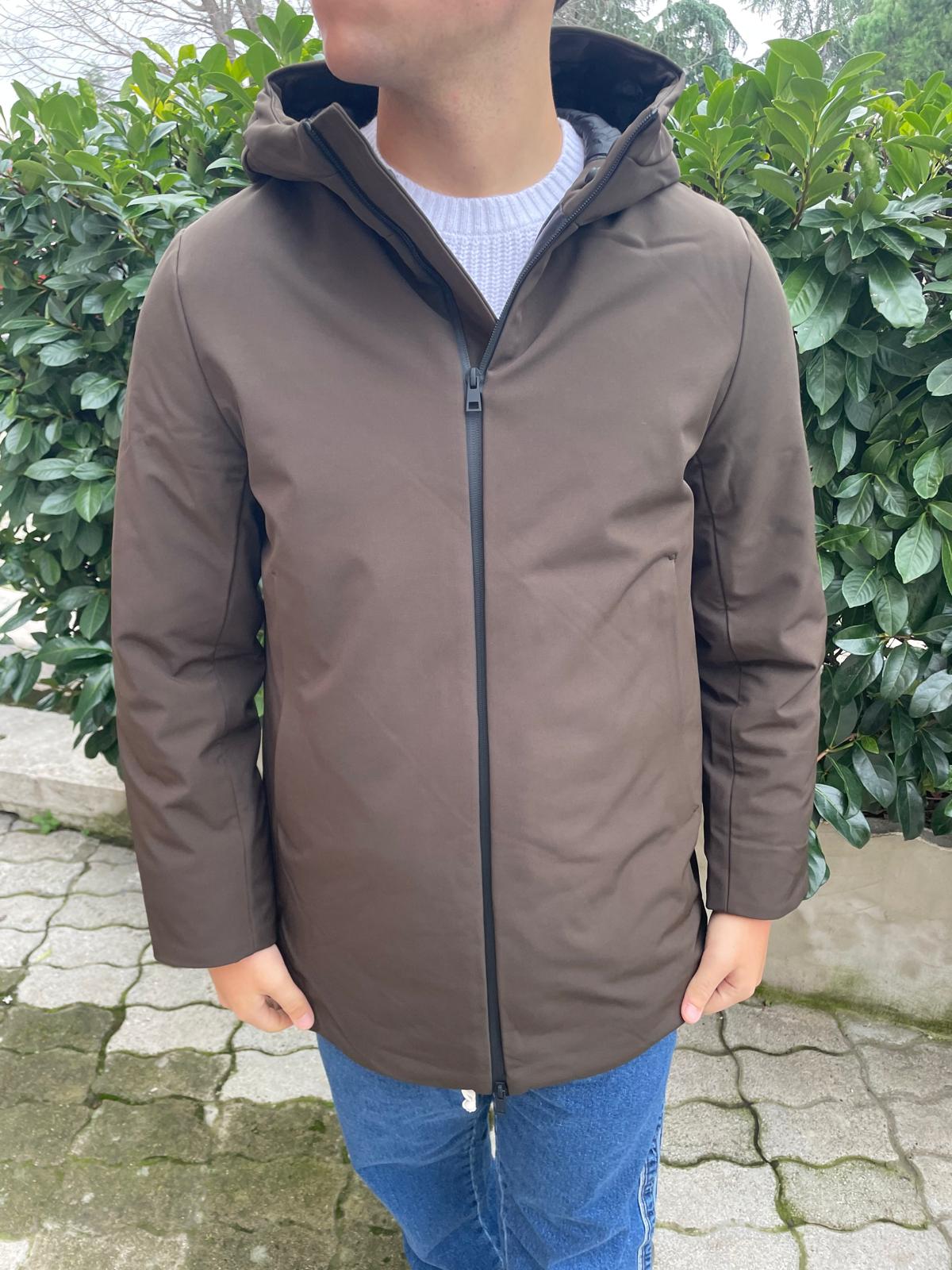 Giaccone uomo  tessuto tecnico lungo cappuccio impermeabile