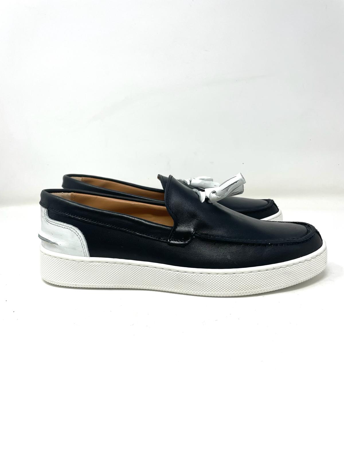Mocassino con nappine modello Maddalena in vera pelle bicolore made in Italy fondo gomma cucito