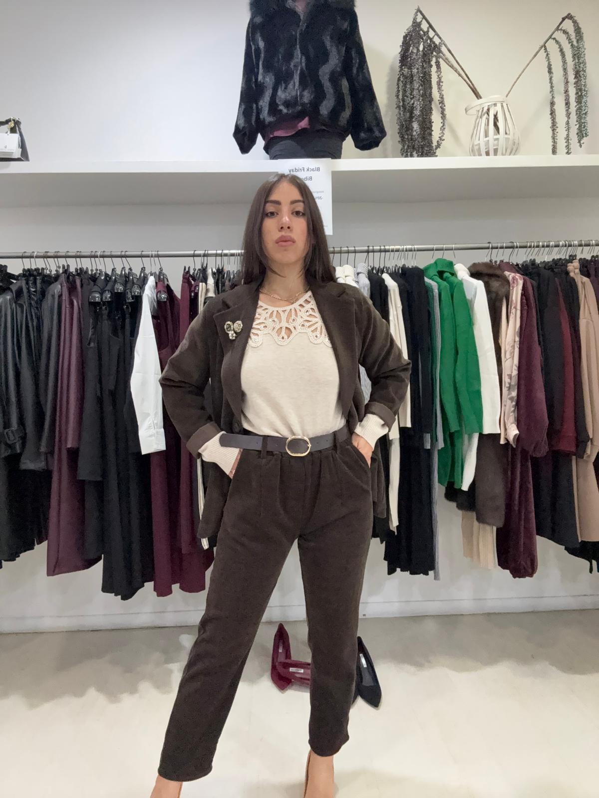 Maglia ricami e strass