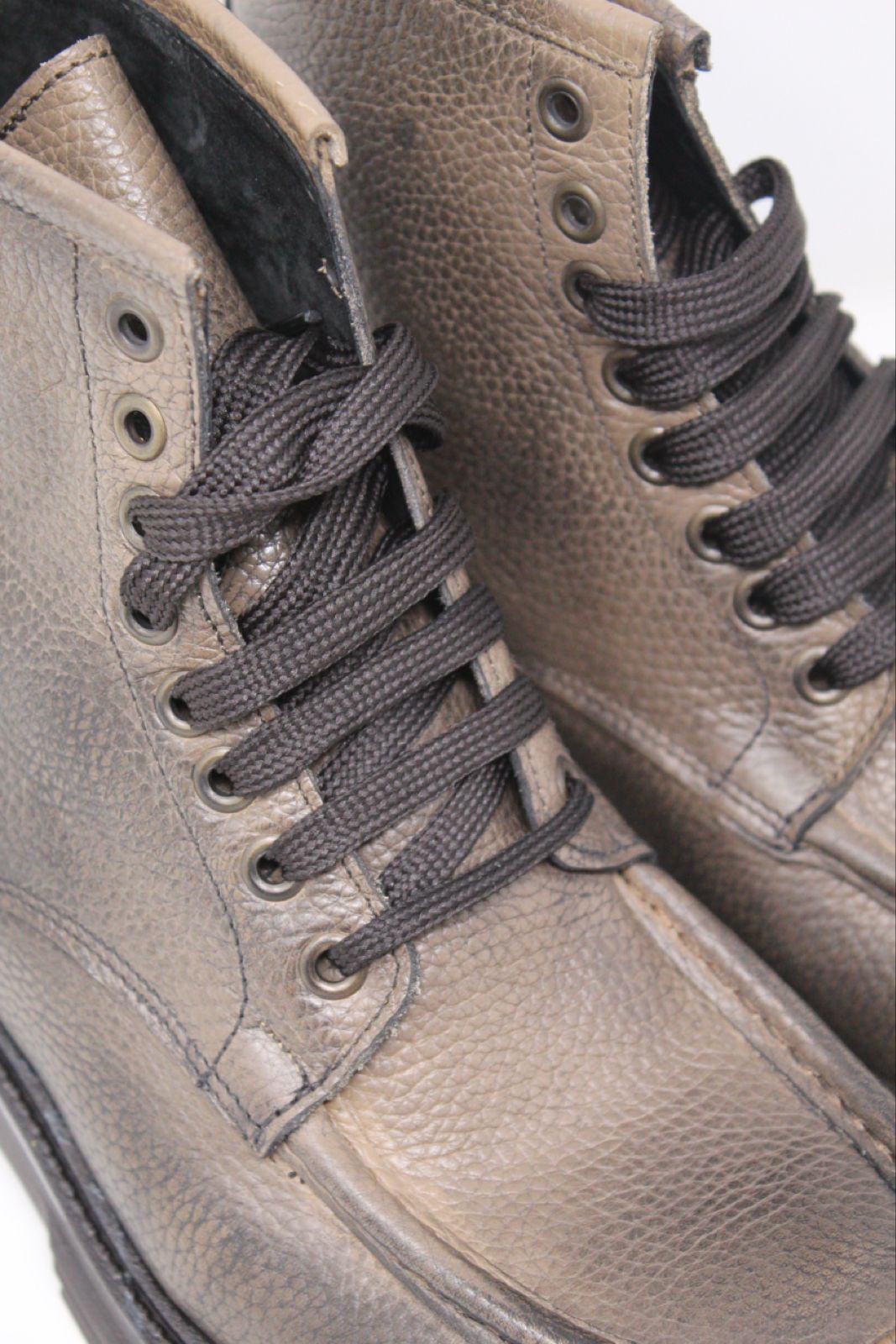 Stivaletto scarponcino pelle bottalata effetto vintage made in Italy fondo vibram