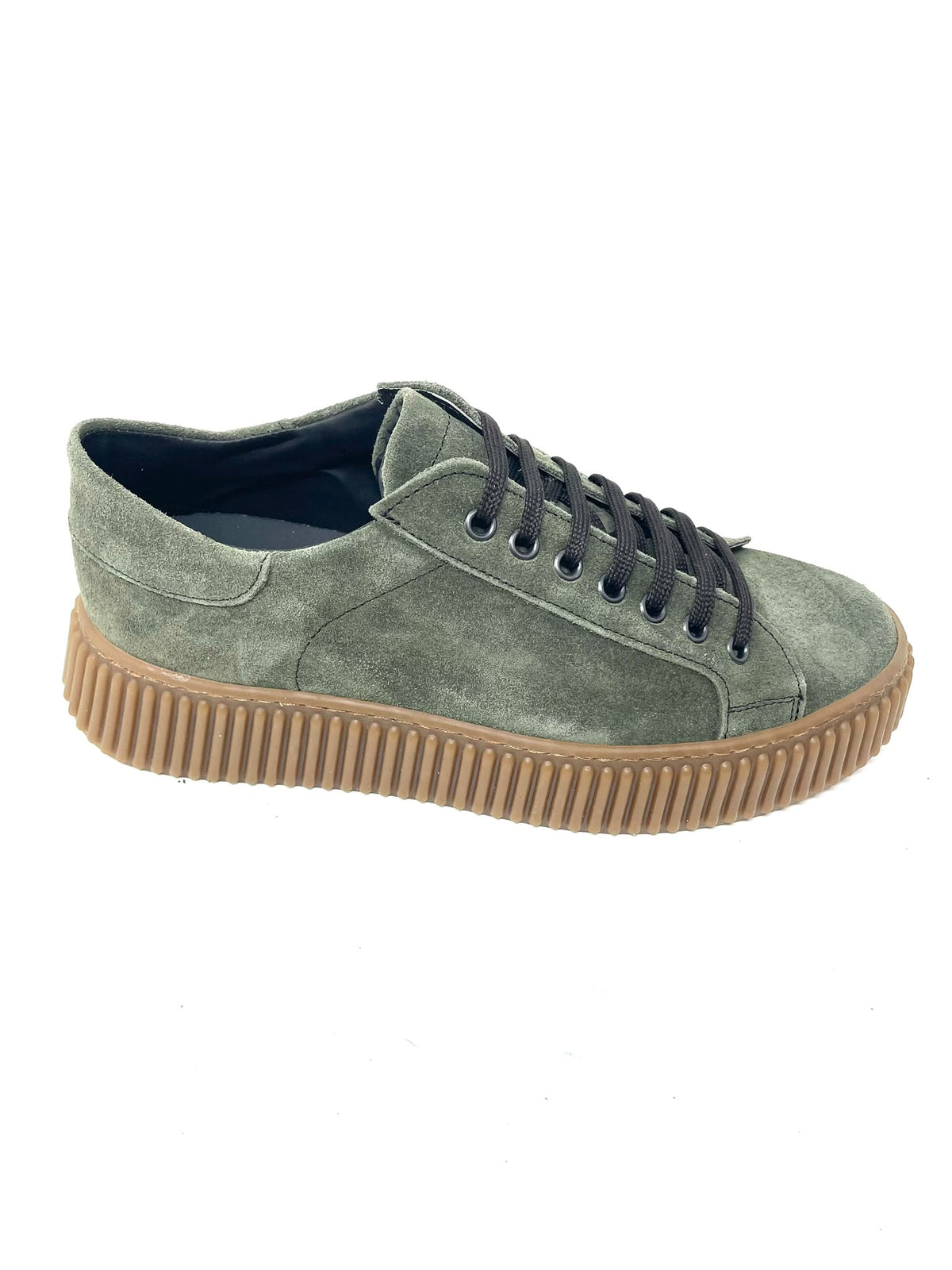 Sneaker Uomo in Vera Pelle Scamosciata – Fondo Alto Liquirizia Made in Italy