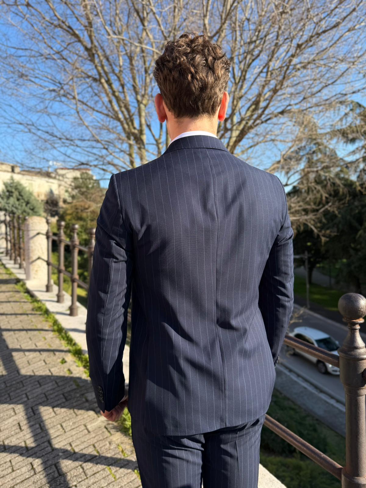 Abito Uomo Gessato Modello Michelangelo – Petto a Lancia Slim Sartoriale