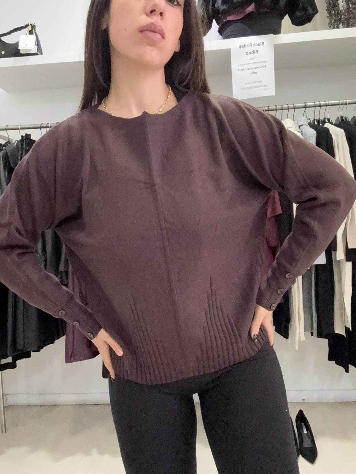 Maglia over con cuciture