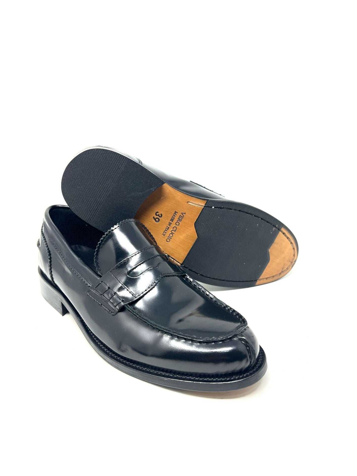 College real leather, leather sole with anti-slip sole