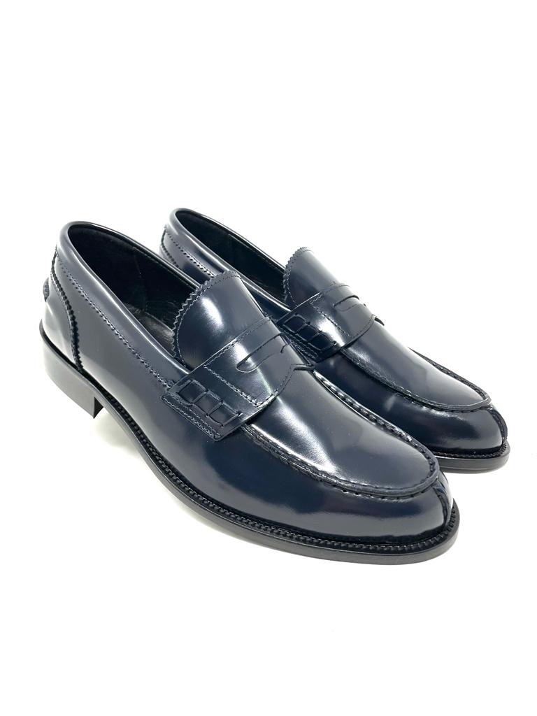 College real leather, leather sole with anti-slip sole