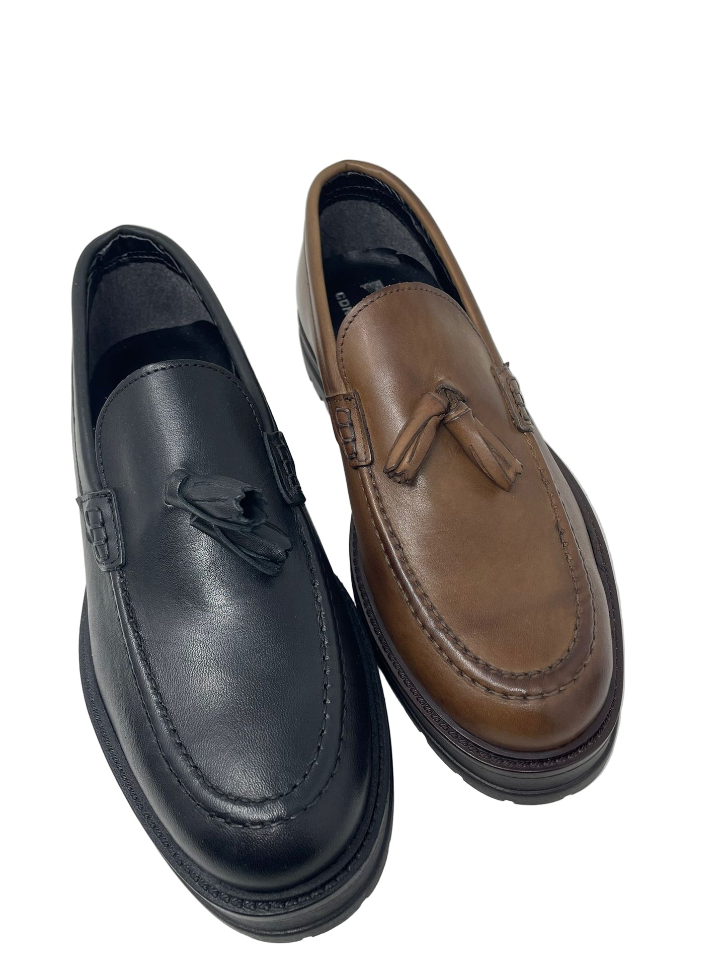 Mocassino nappine fondo vibram in vera pelle made in italy