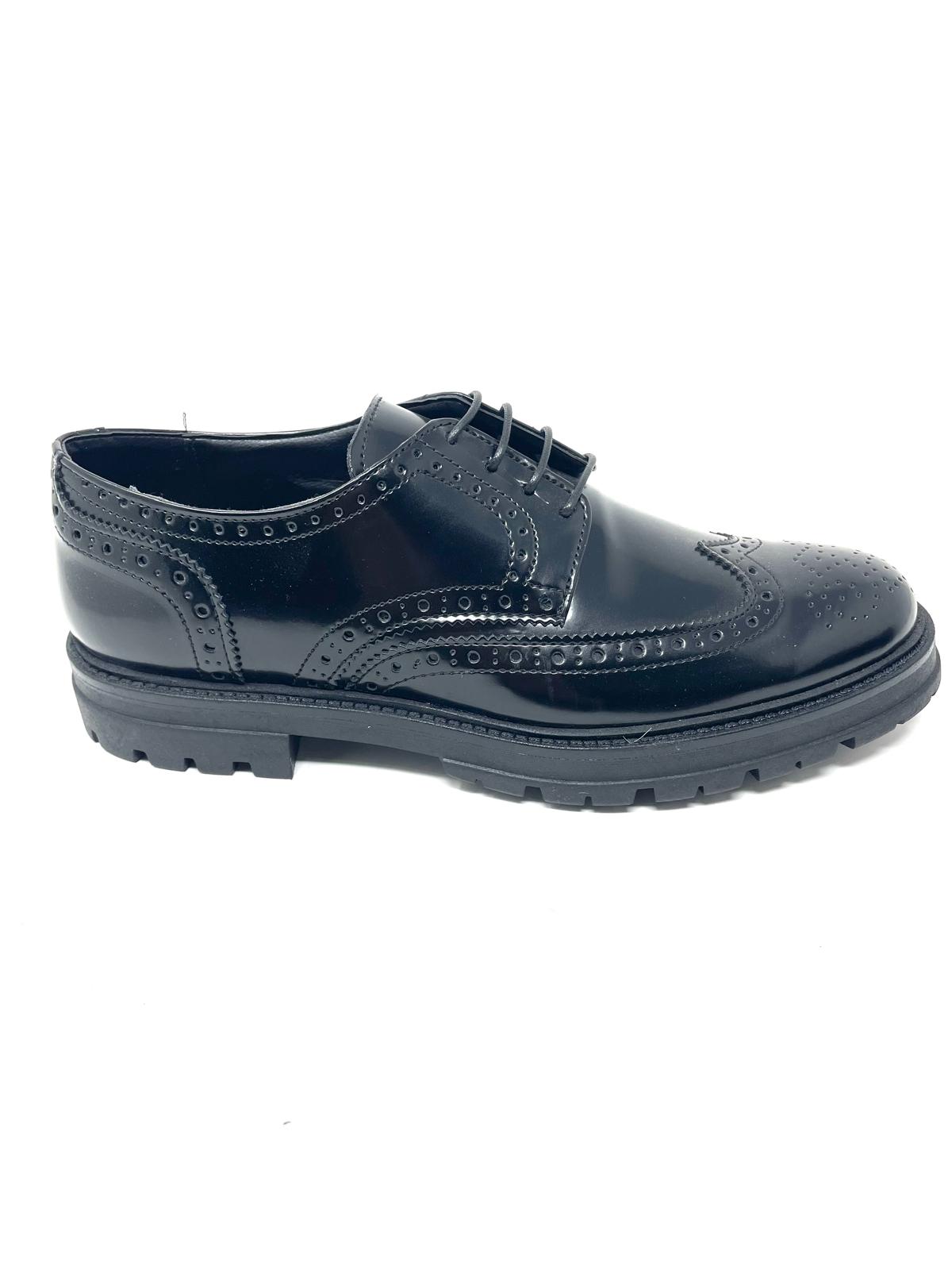 Inglesina lucida vera pelle fondo gomma vibram