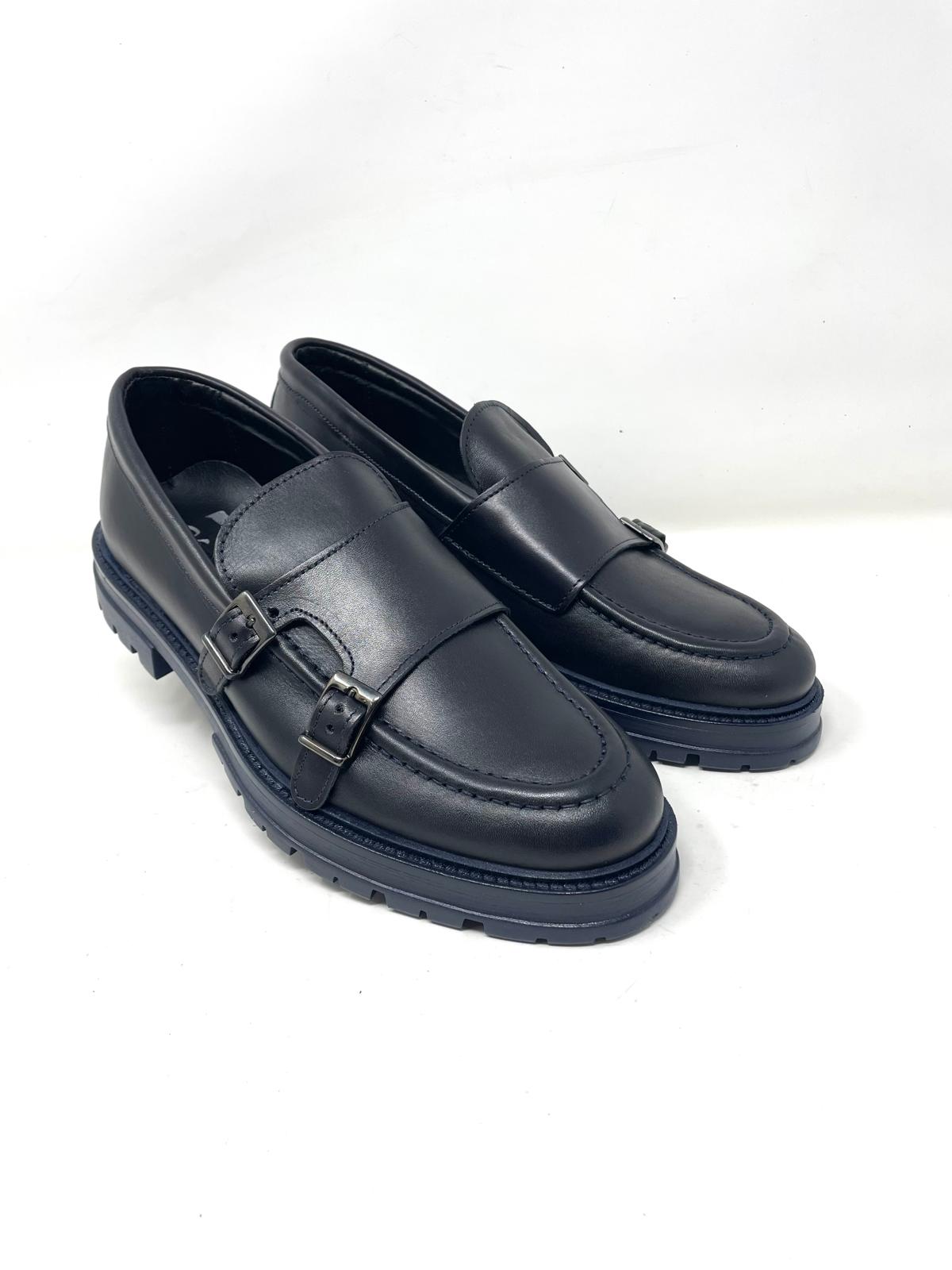 Mocassino doppia fibbia fondo vibram in vera pelle made in italy
