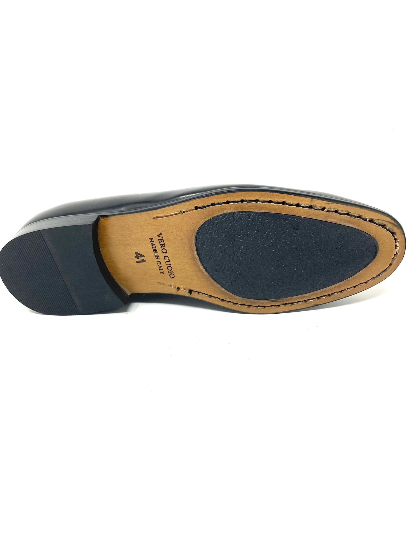 Mocassino in Pelle con Ovalino Scamosciato – Fondo Cuoio Cucito