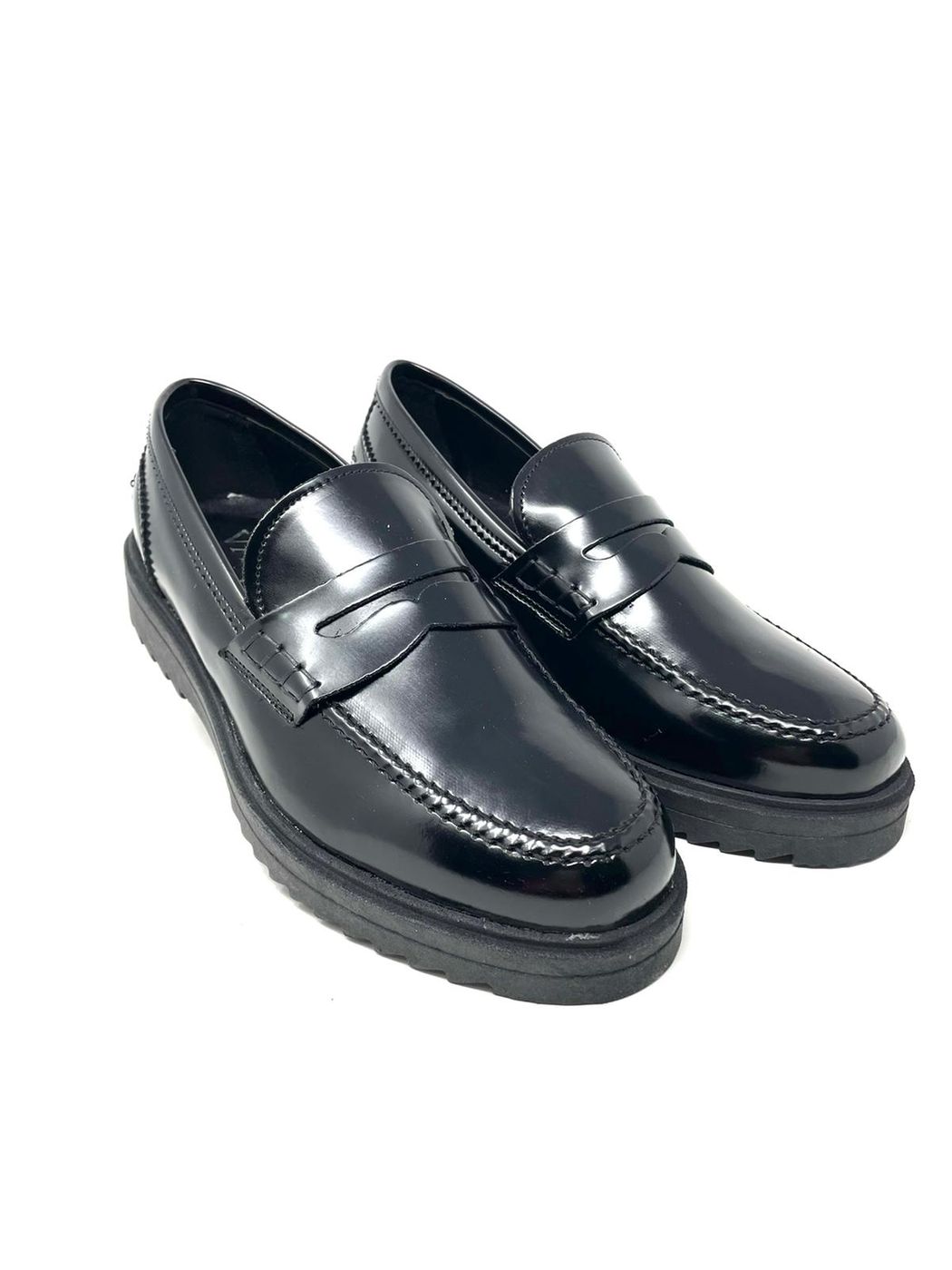 MOCASSINO VERNICE FONDO GOMMA DENTATO