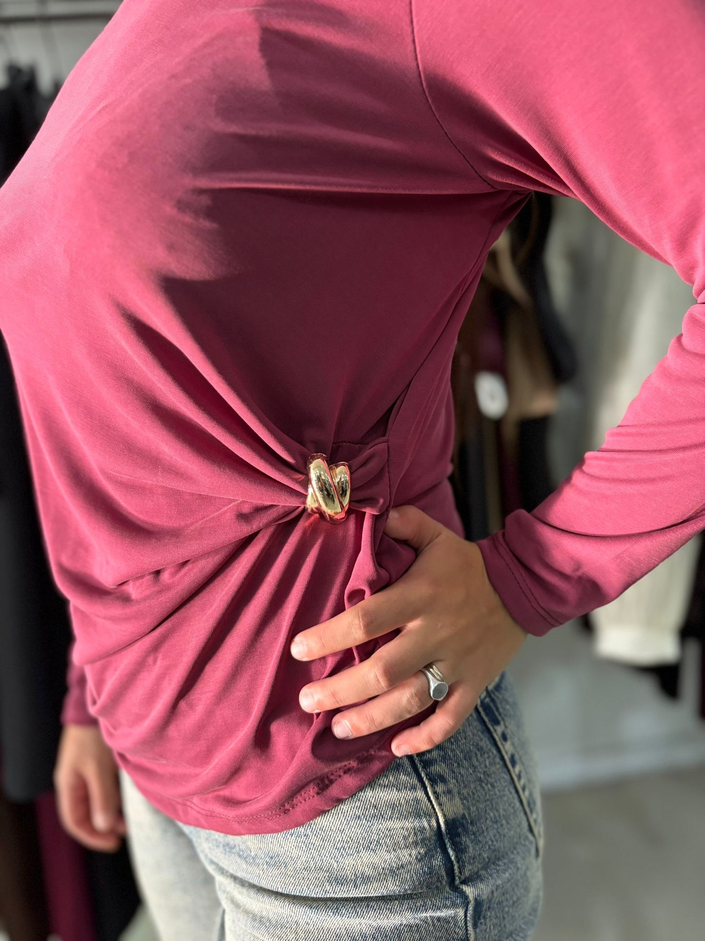 Maglia con fibbia in viscosa