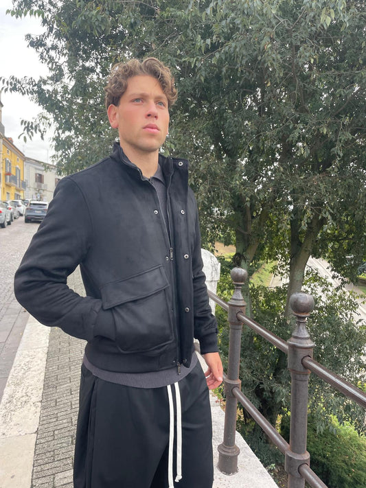 GIUBBOTTO UOMO IN ECO CAMOSCIO CON TASCHE