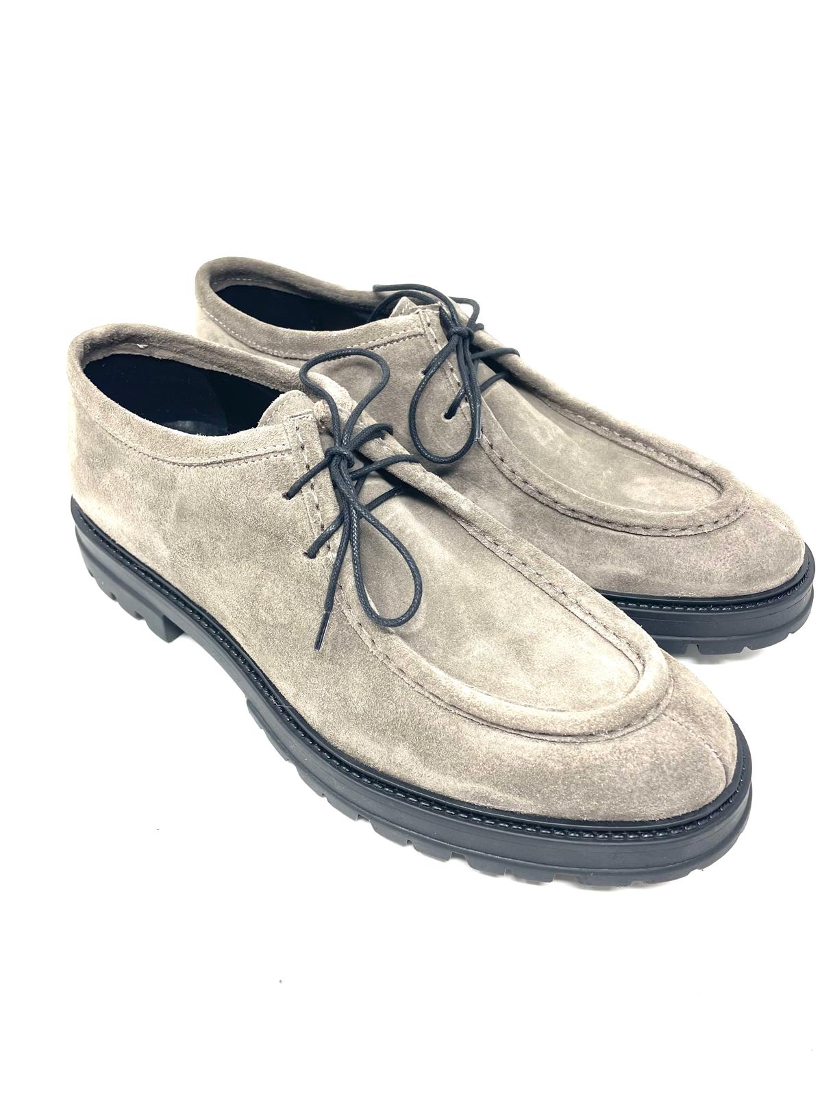 Scarpa modello ingegnere cucita a mano in vera pelle scamosciata  made in italy