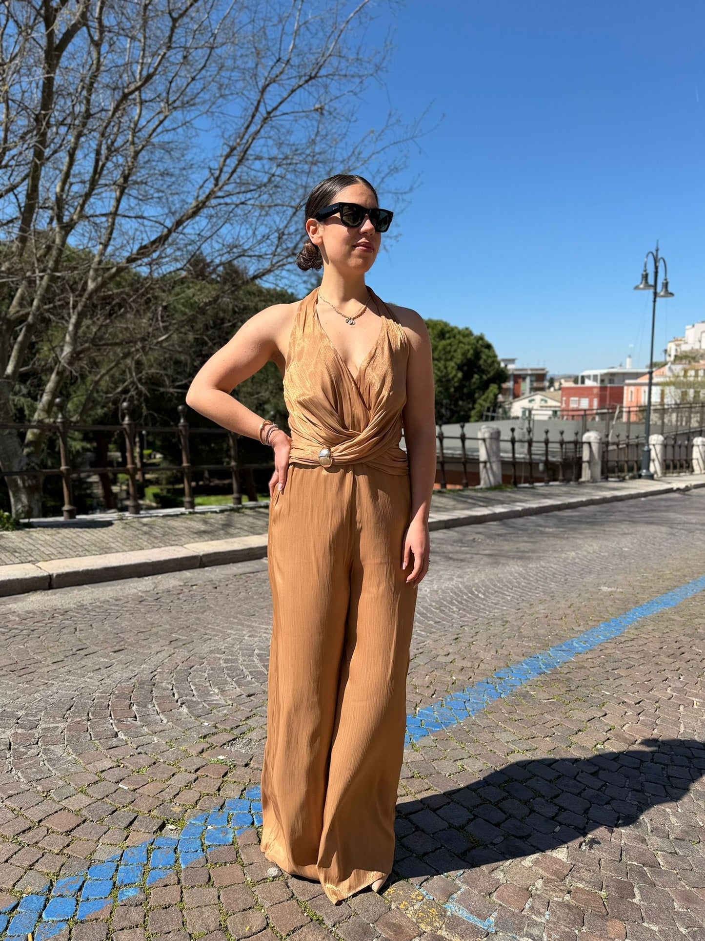 Tuta Donna con Scollo Schiffer e Fibbia