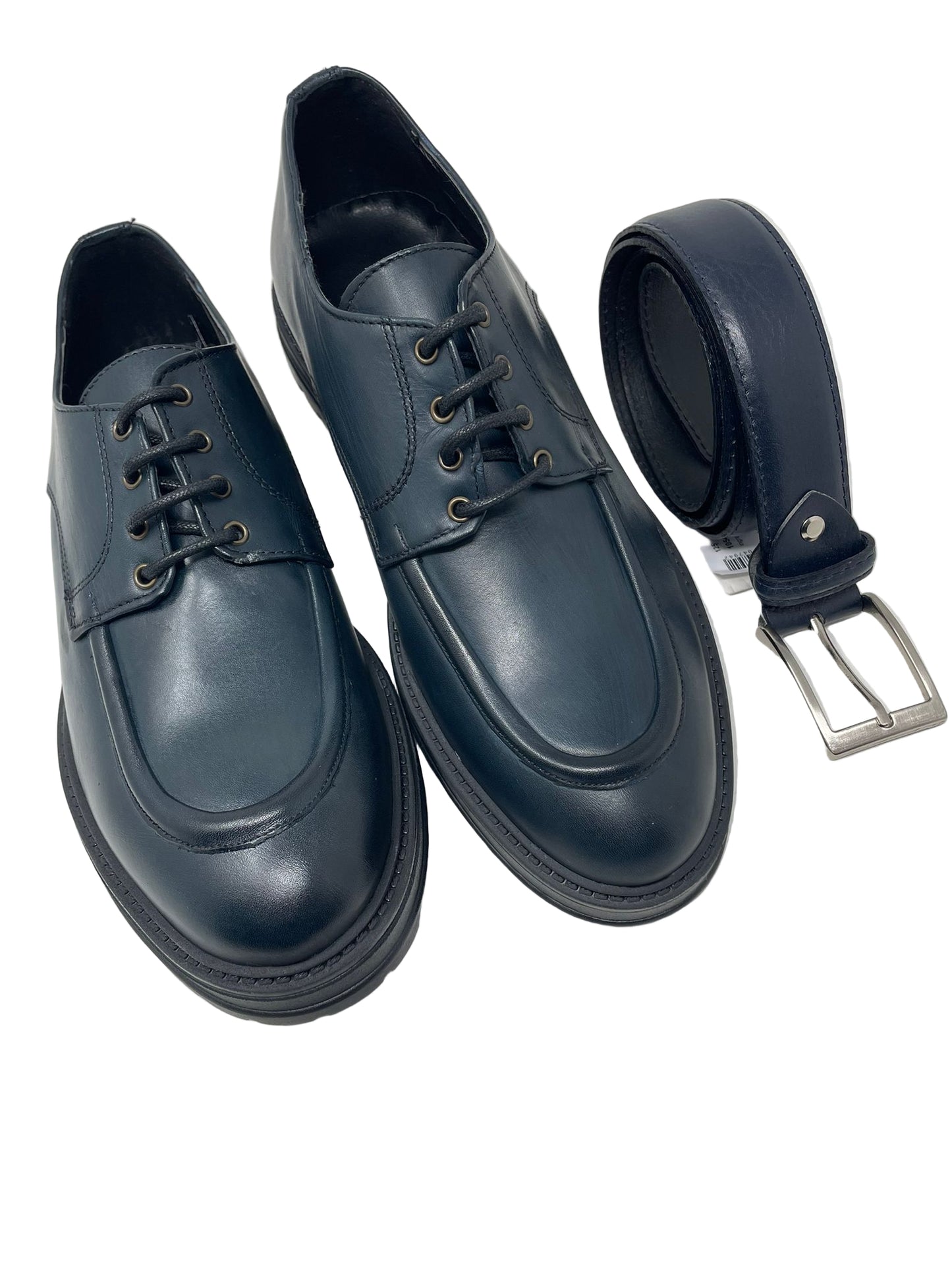 Stringata da uomo lavorata ad ago fondo vibram in vera pelle MADE IN ITALY