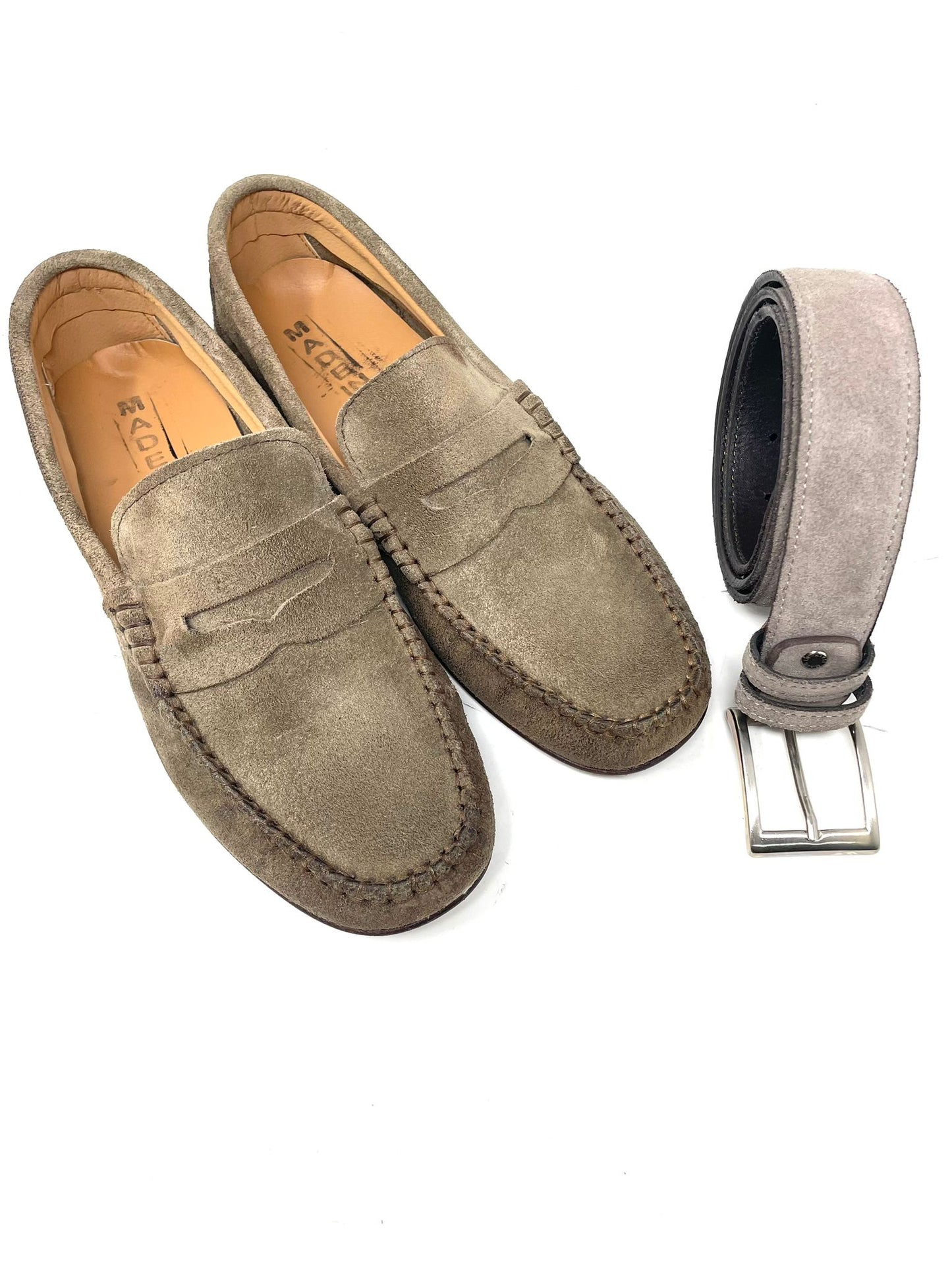 Mocassino pinzato da uomo realizzato in vera pelle scamosciata effetto vintage