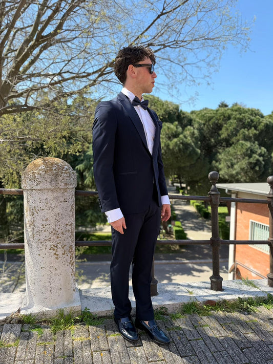 Abito Uomo con Revers a Lancia in Raso – Modello Monet S17 Milano Slim Fit