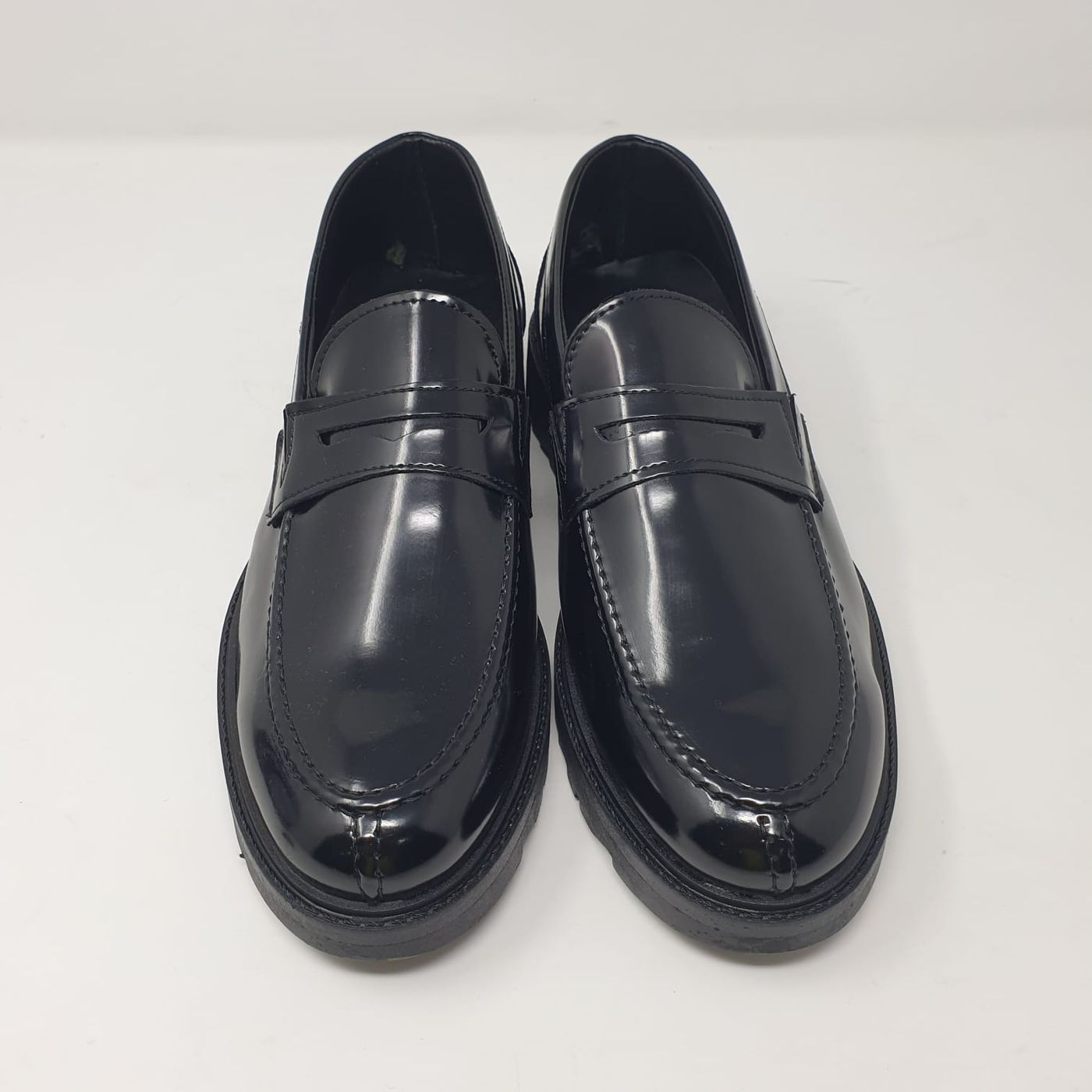 MOCASSINO VERNICE FONDO GOMMA DENTATO