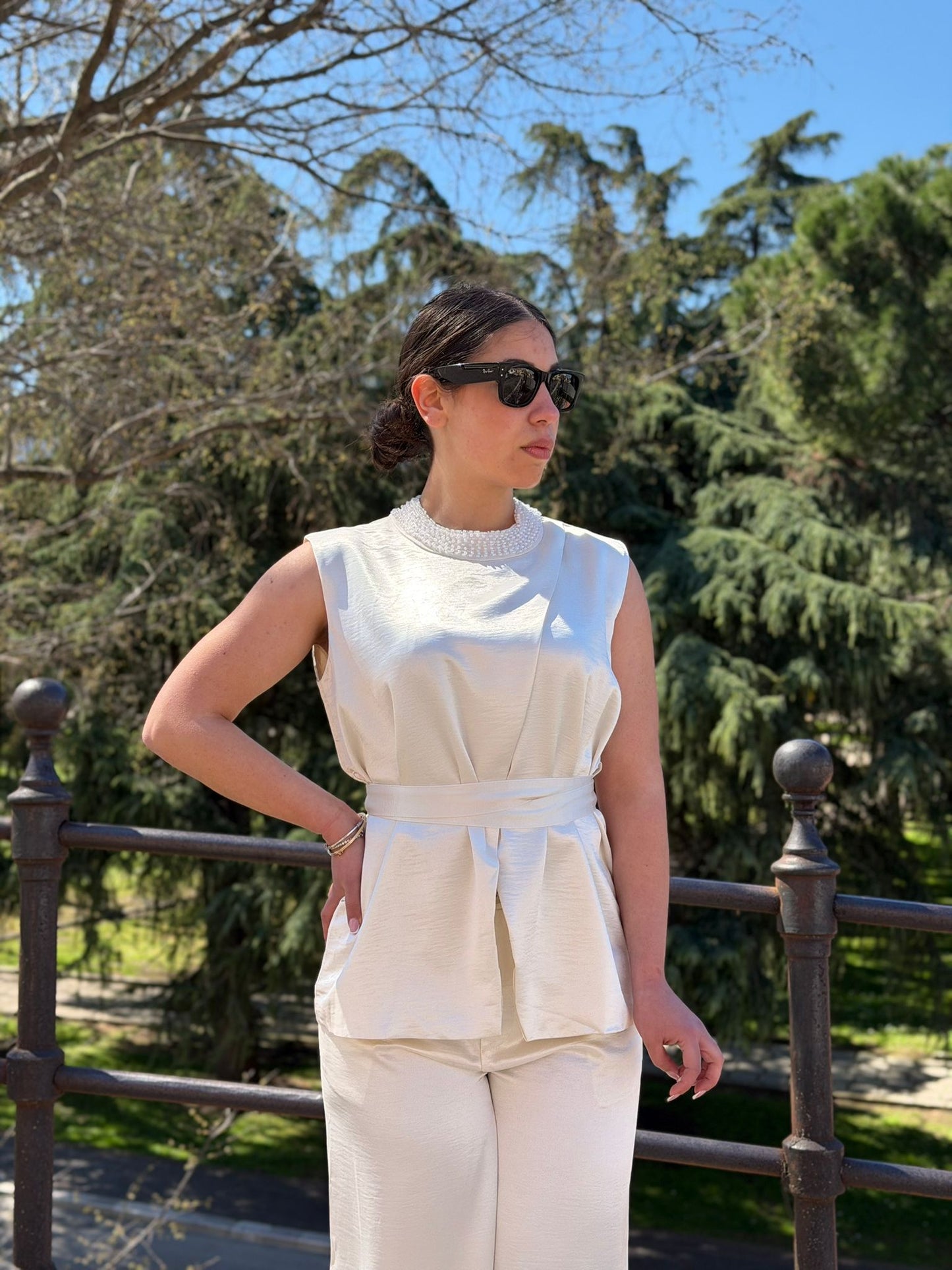 Completo Donna 2 Pezzi – Gilet Coreana in Raso