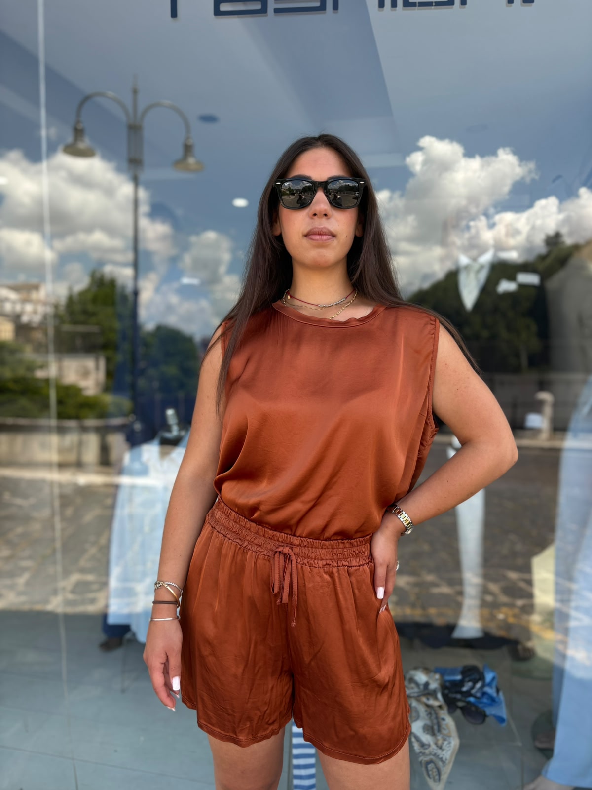 Completo Donna in Raso con Shorts e Canotta