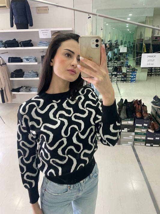 maglia onde crop collo lupetto